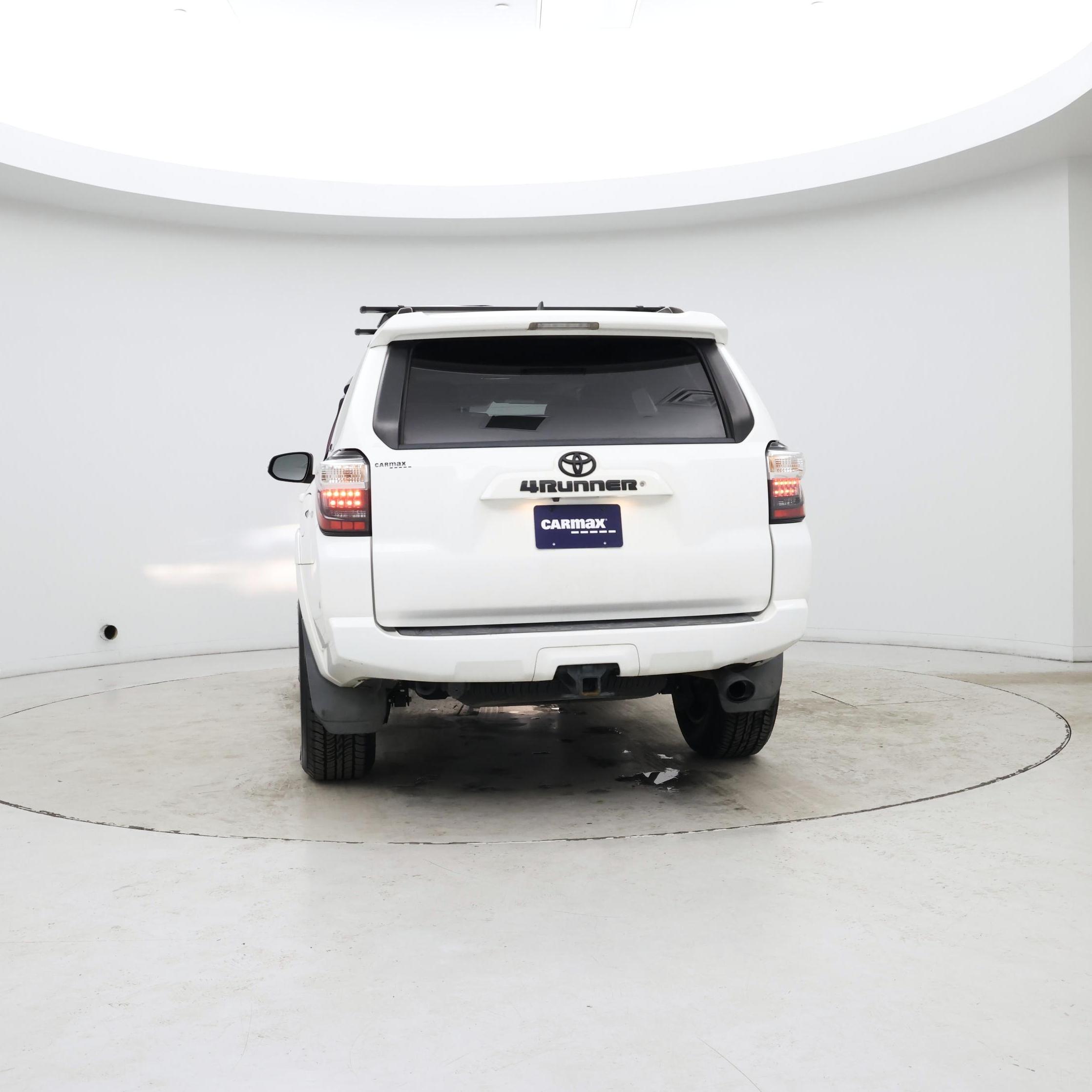 Thumbnail: 2019 Toyota 4Runner - 6