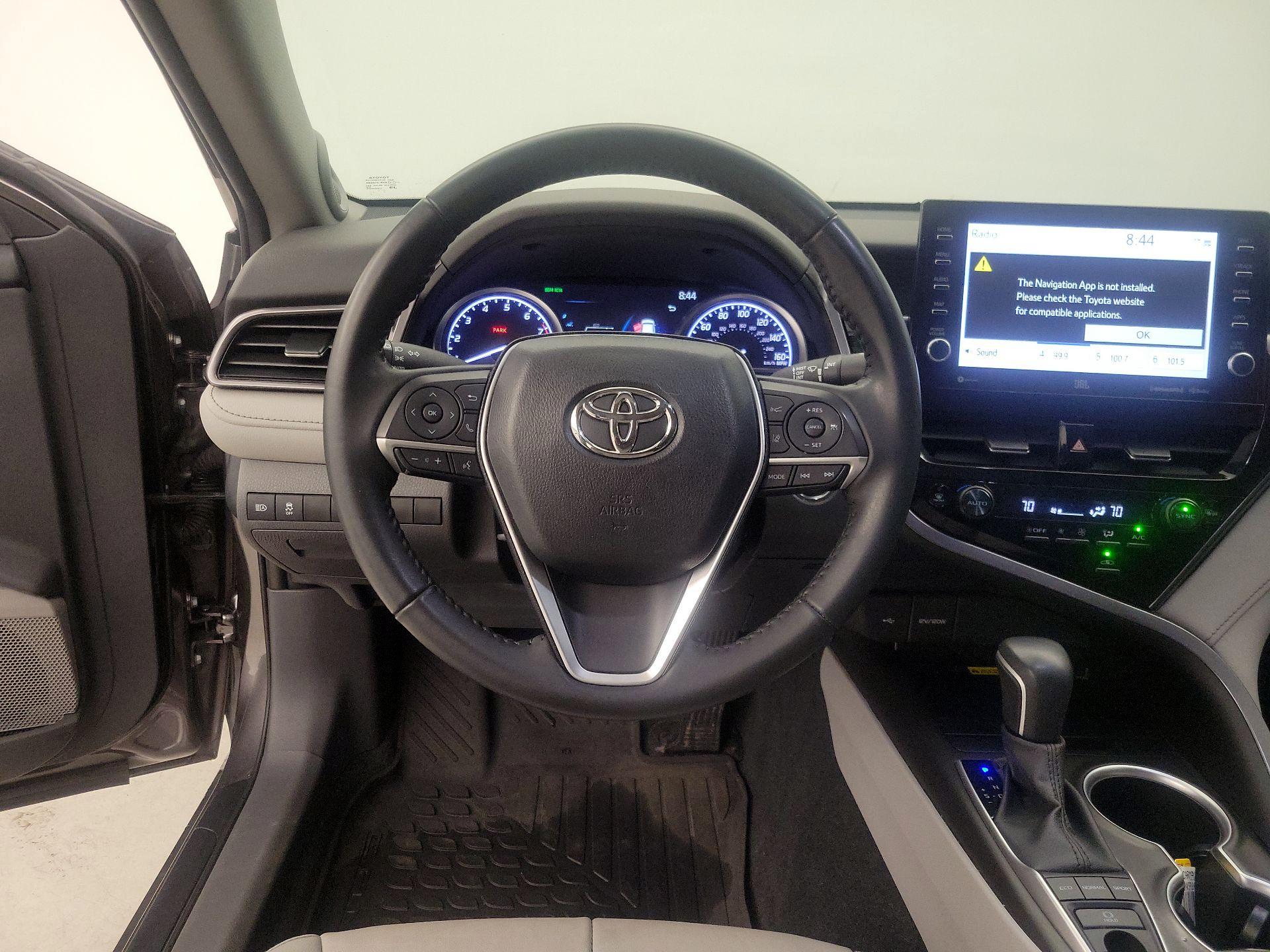 Thumbnail: 2023 Toyota Camry - 10