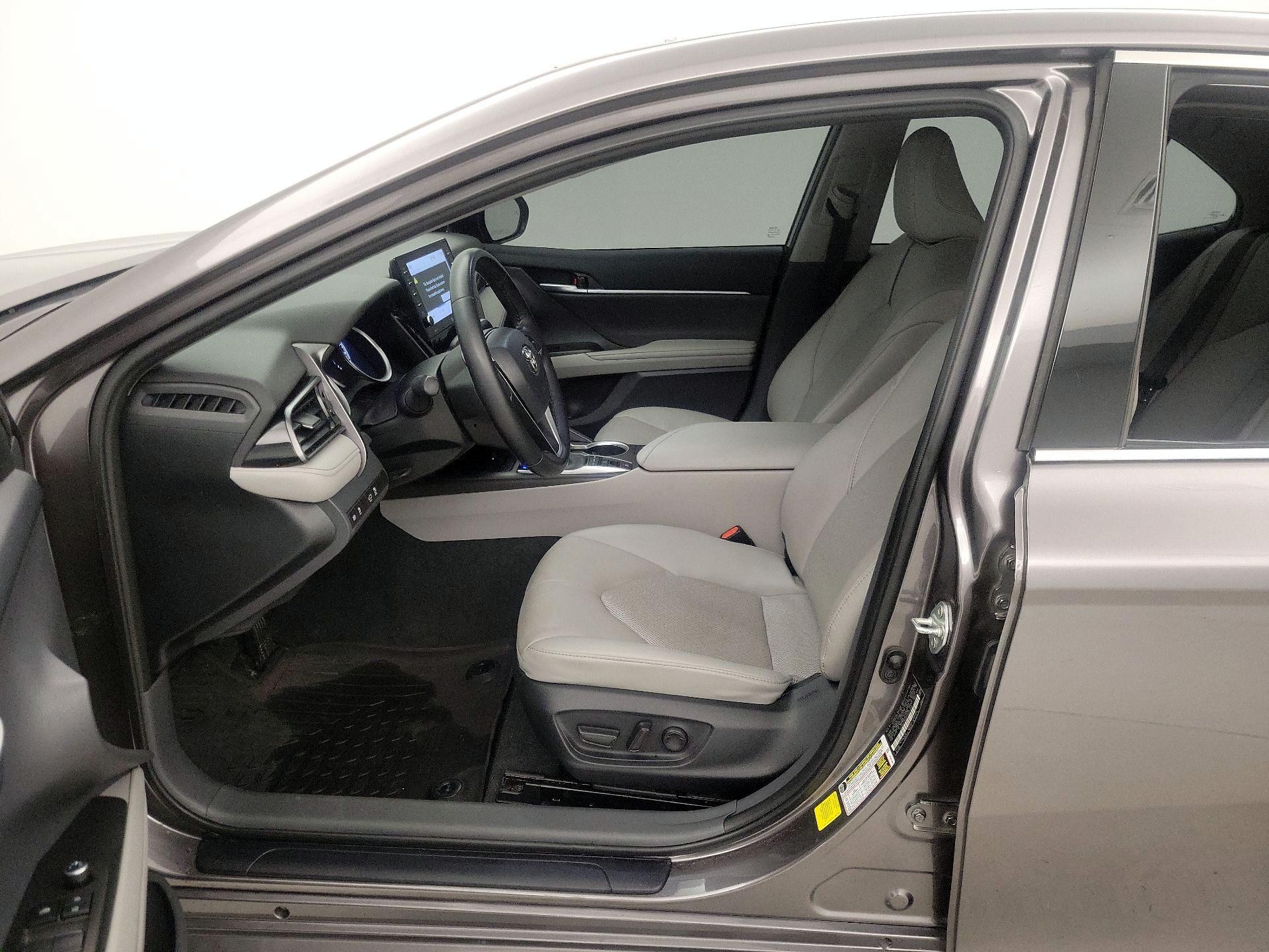 Thumbnail: 2023 Toyota Camry - 11