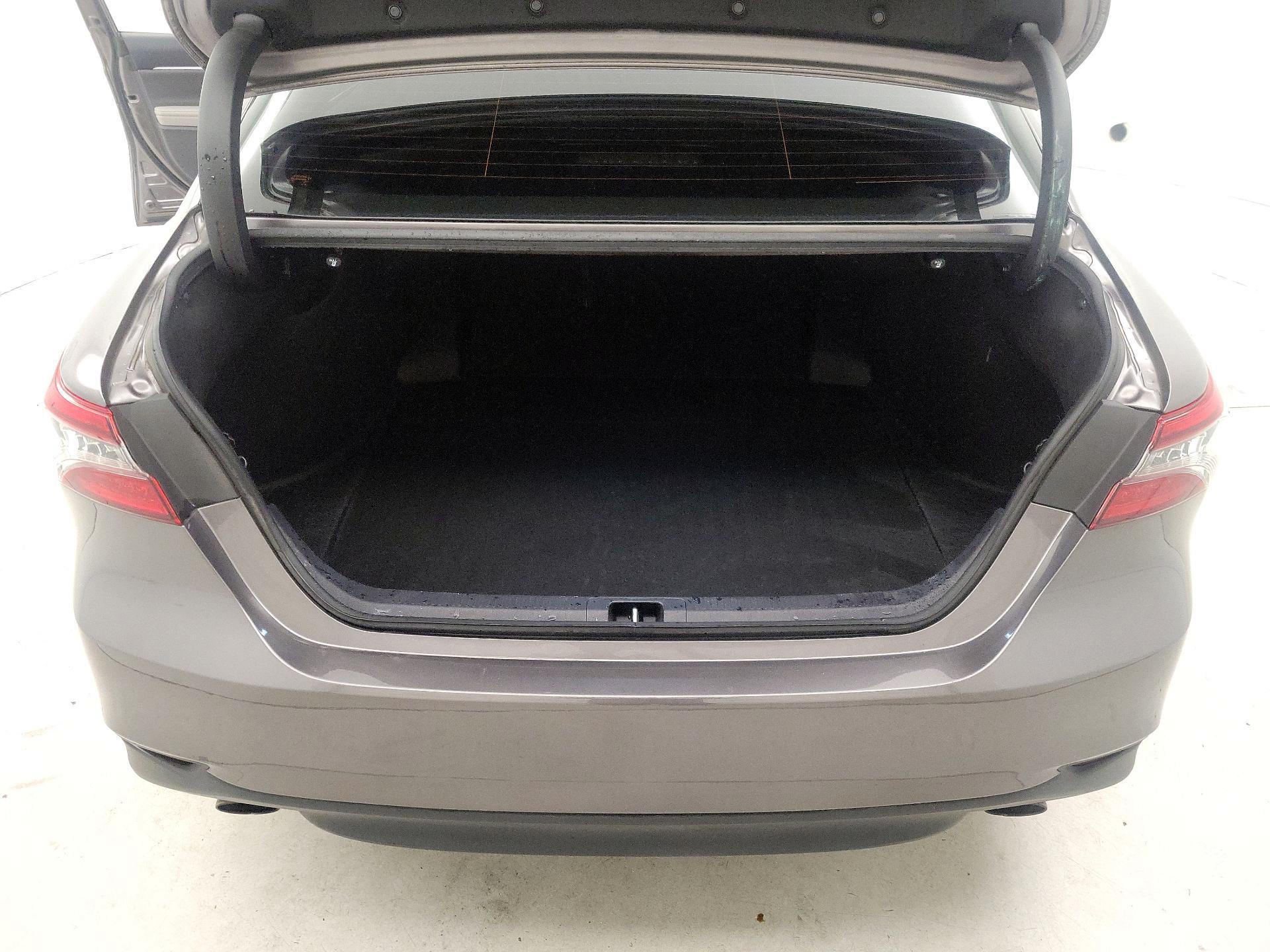 Thumbnail: 2023 Toyota Camry - 20