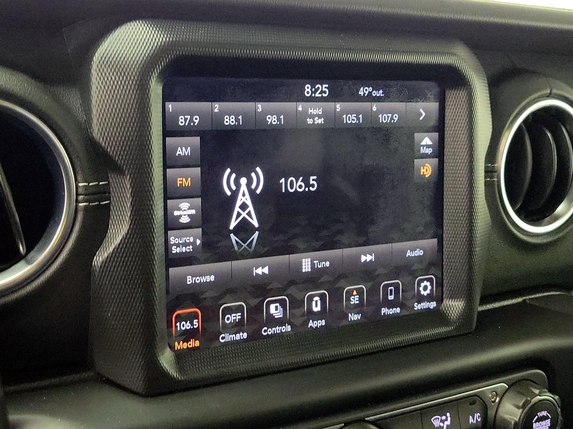 Thumbnail: 2020 Jeep Gladiator - 15