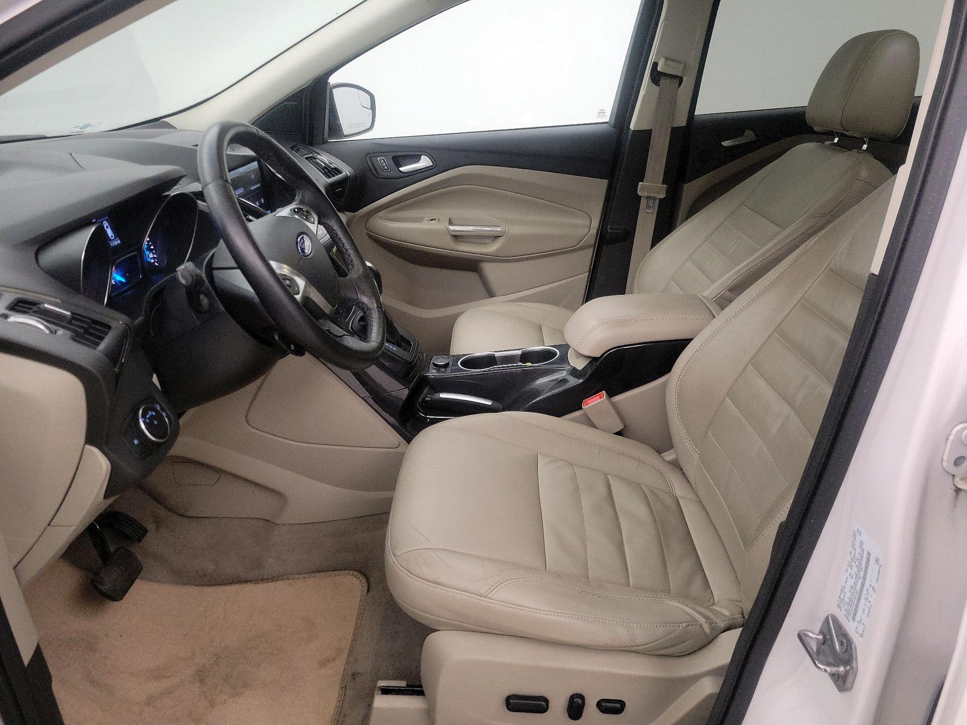 Thumbnail: 2015 Ford Escape - 11