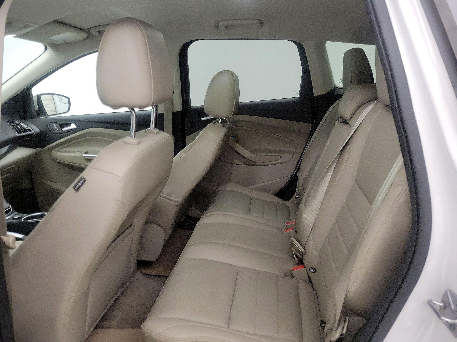 Thumbnail: 2015 Ford Escape - 18