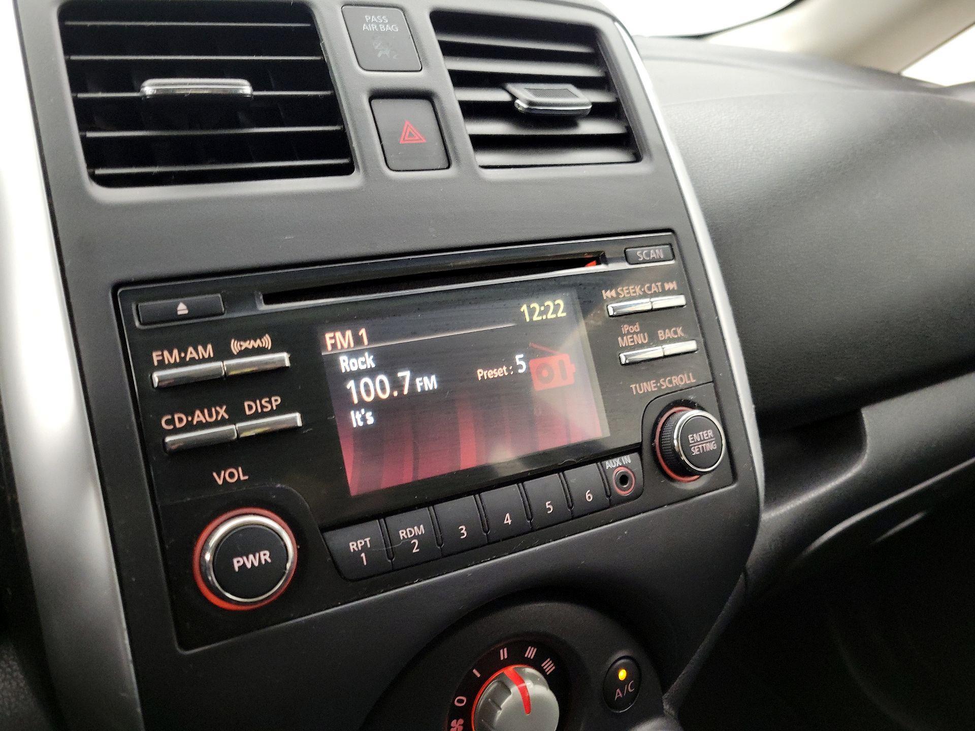 Thumbnail: 2014 Nissan Versa Note - 15