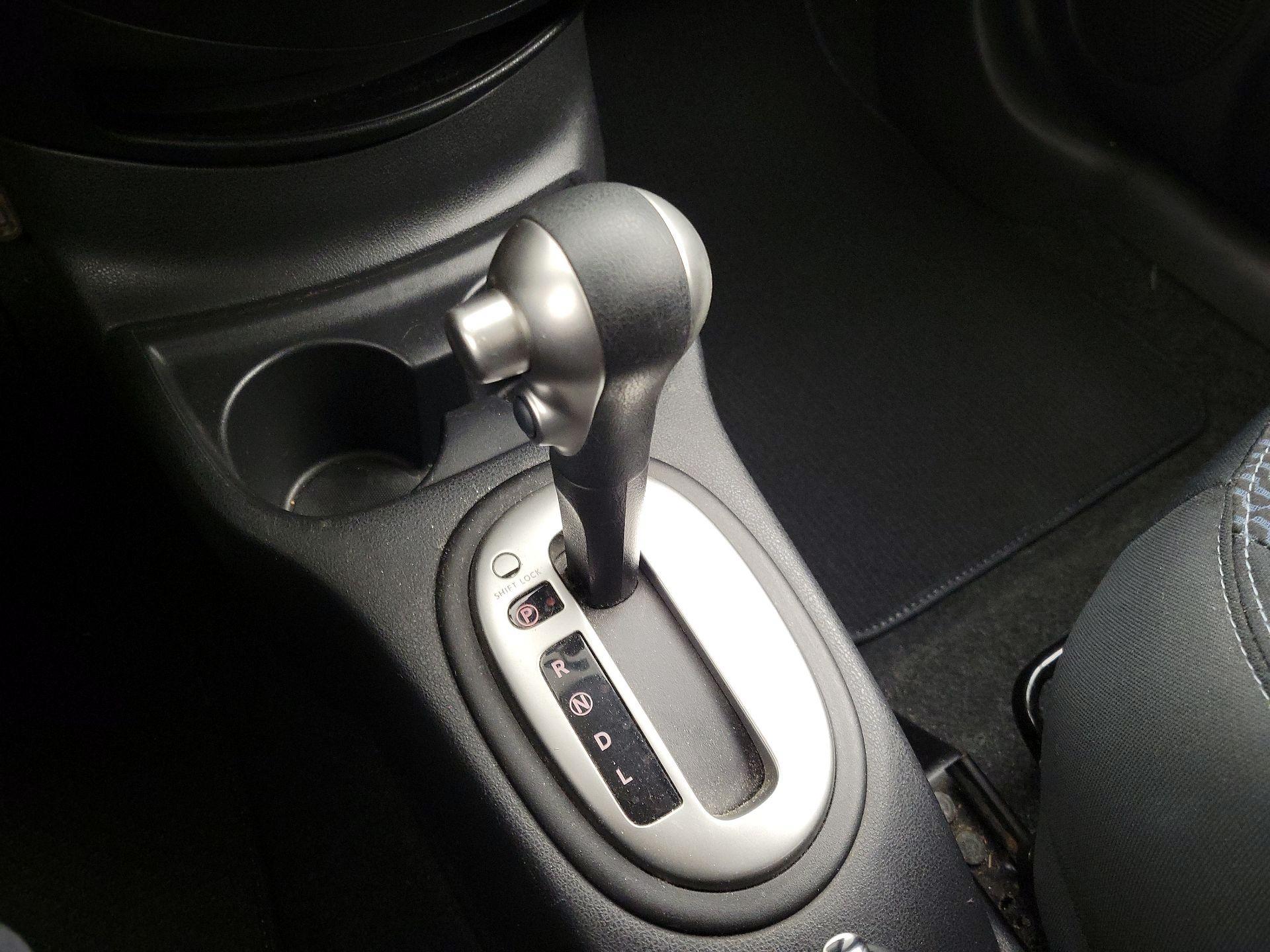 Thumbnail: 2014 Nissan Versa Note - 17