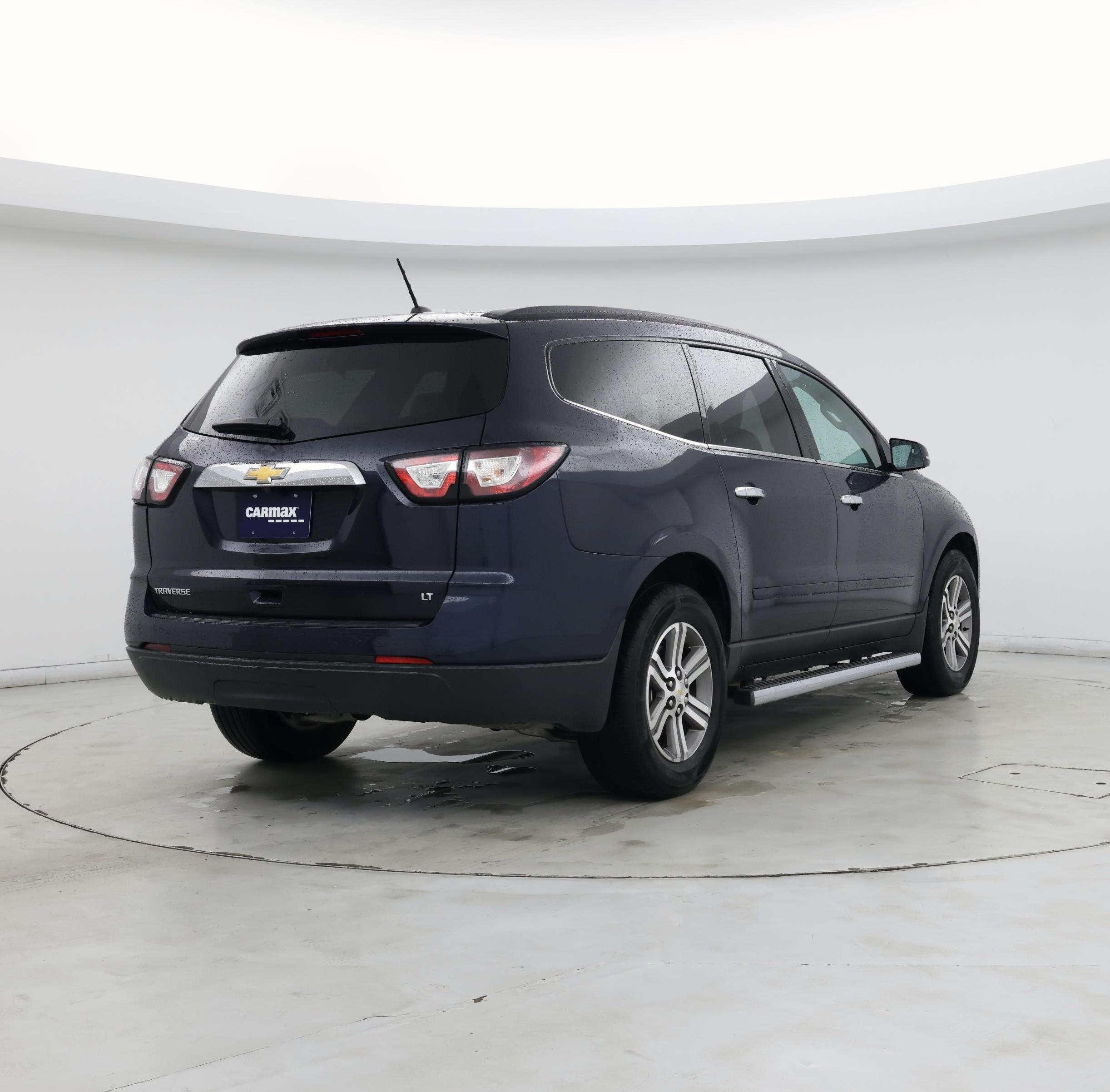 Thumbnail: 2015 Chevrolet Traverse - 8