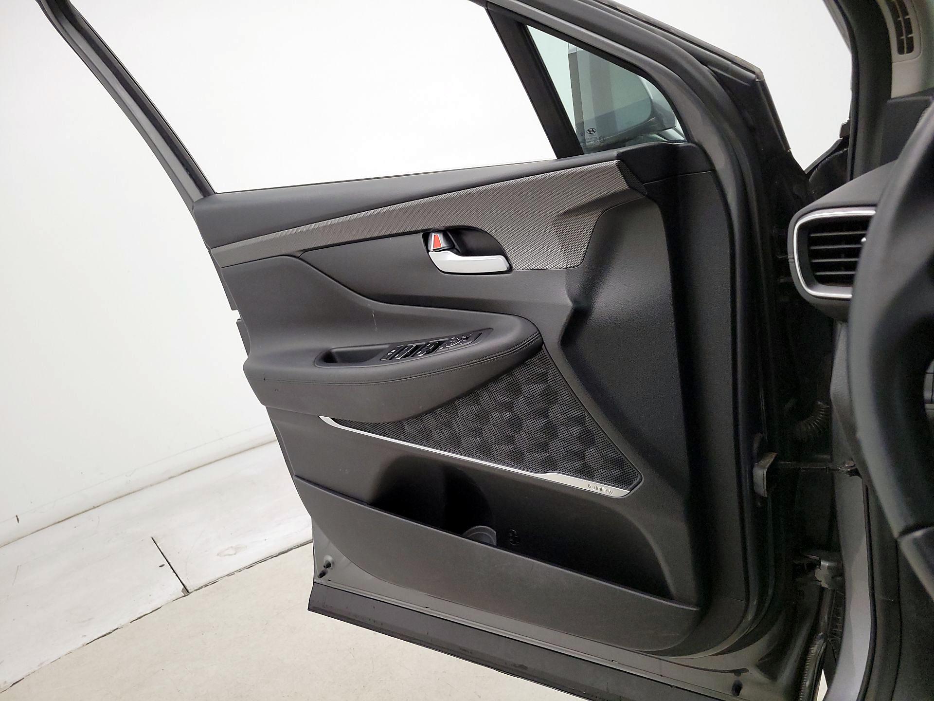 Thumbnail: 2020 Hyundai Santa Fe - 12