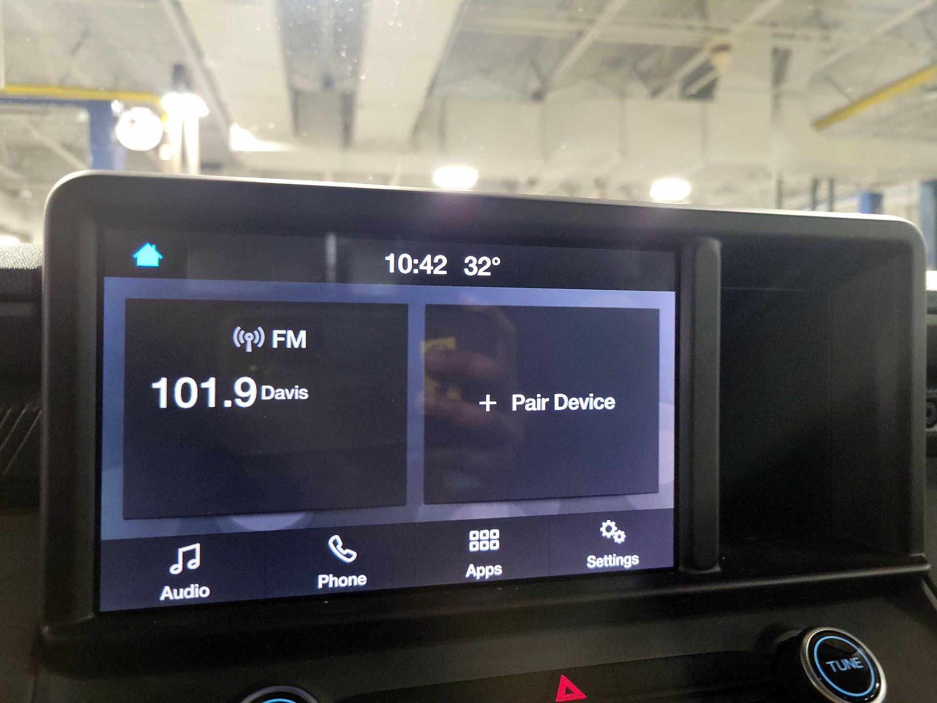 Thumbnail: 2022 Ford Maverick - 15