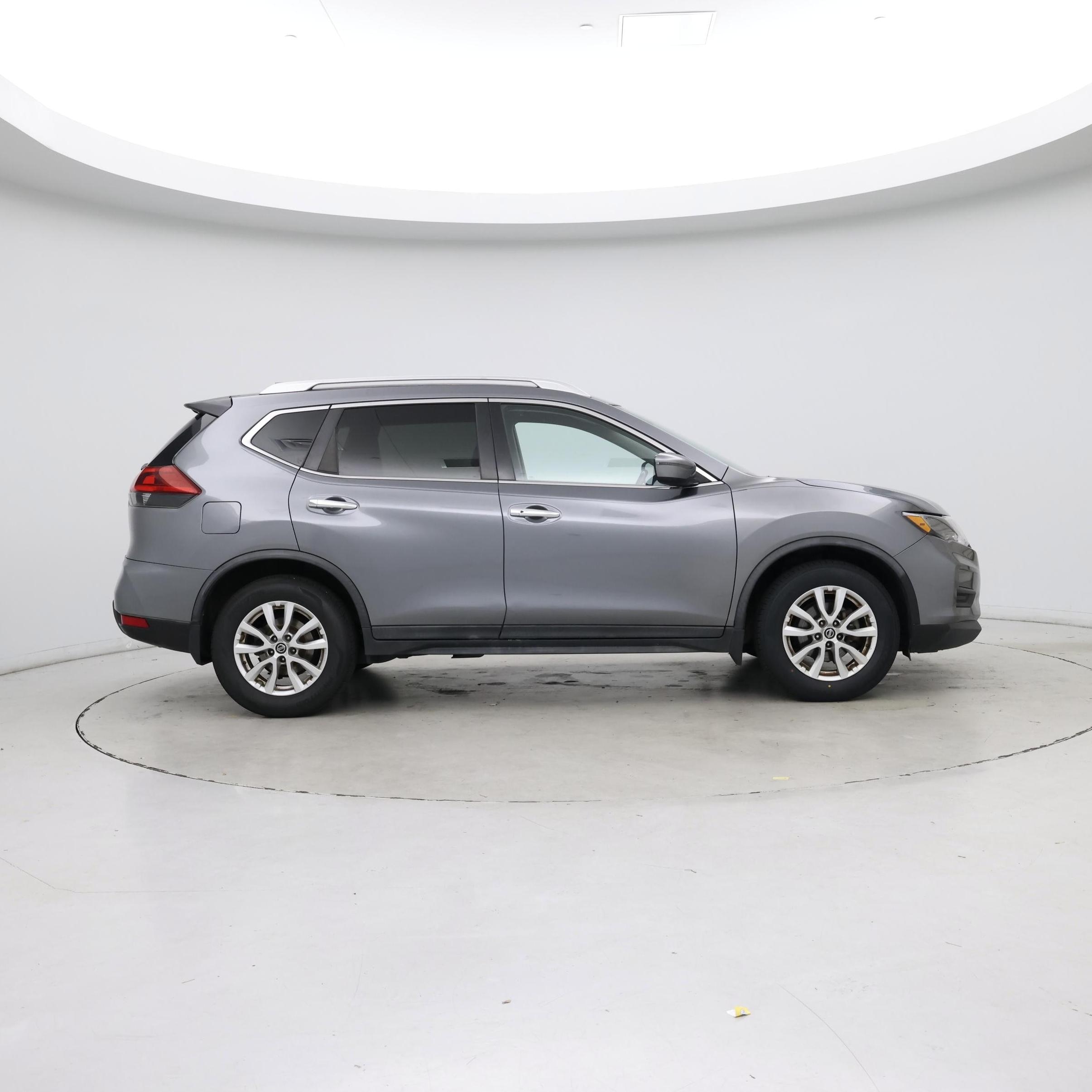 Thumbnail: 2018 Nissan Rogue - 7