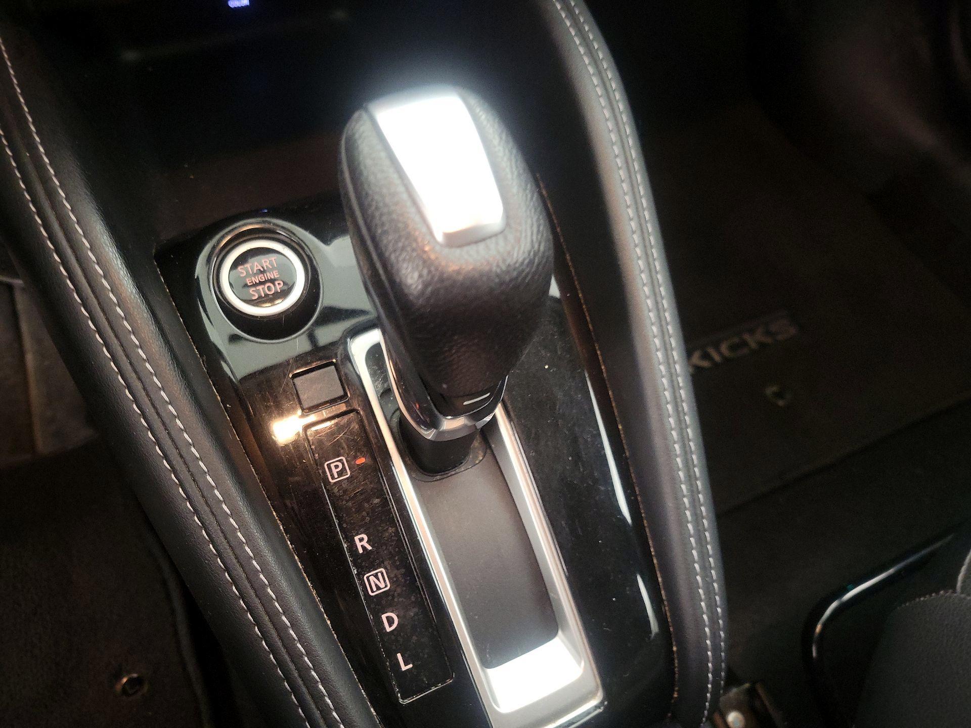 Thumbnail: 2019 Nissan Kicks - 16