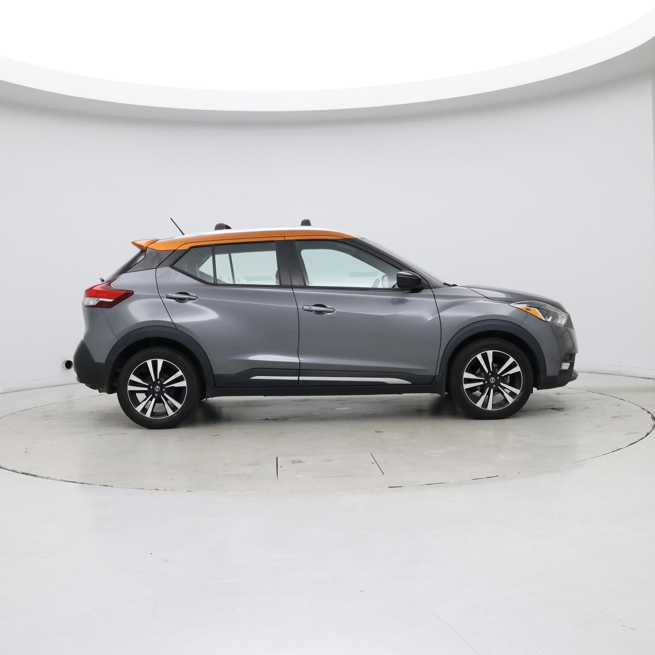 Thumbnail: 2019 Nissan Kicks - 7