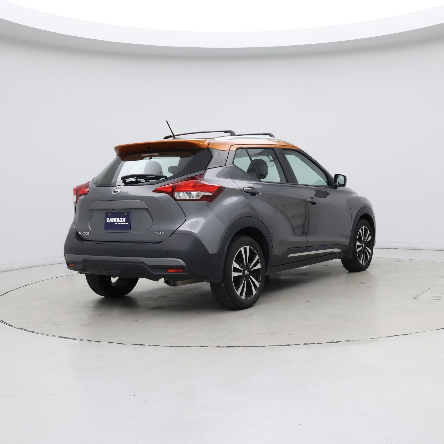 Thumbnail: 2019 Nissan Kicks - 8