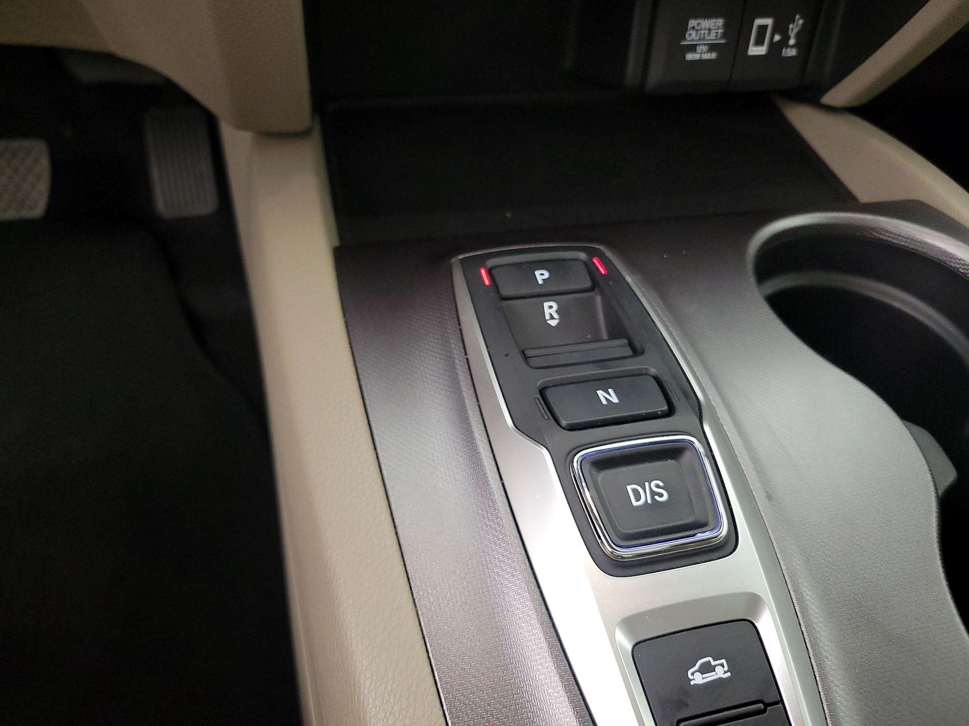 Thumbnail: 2021 Honda Ridgeline - 17