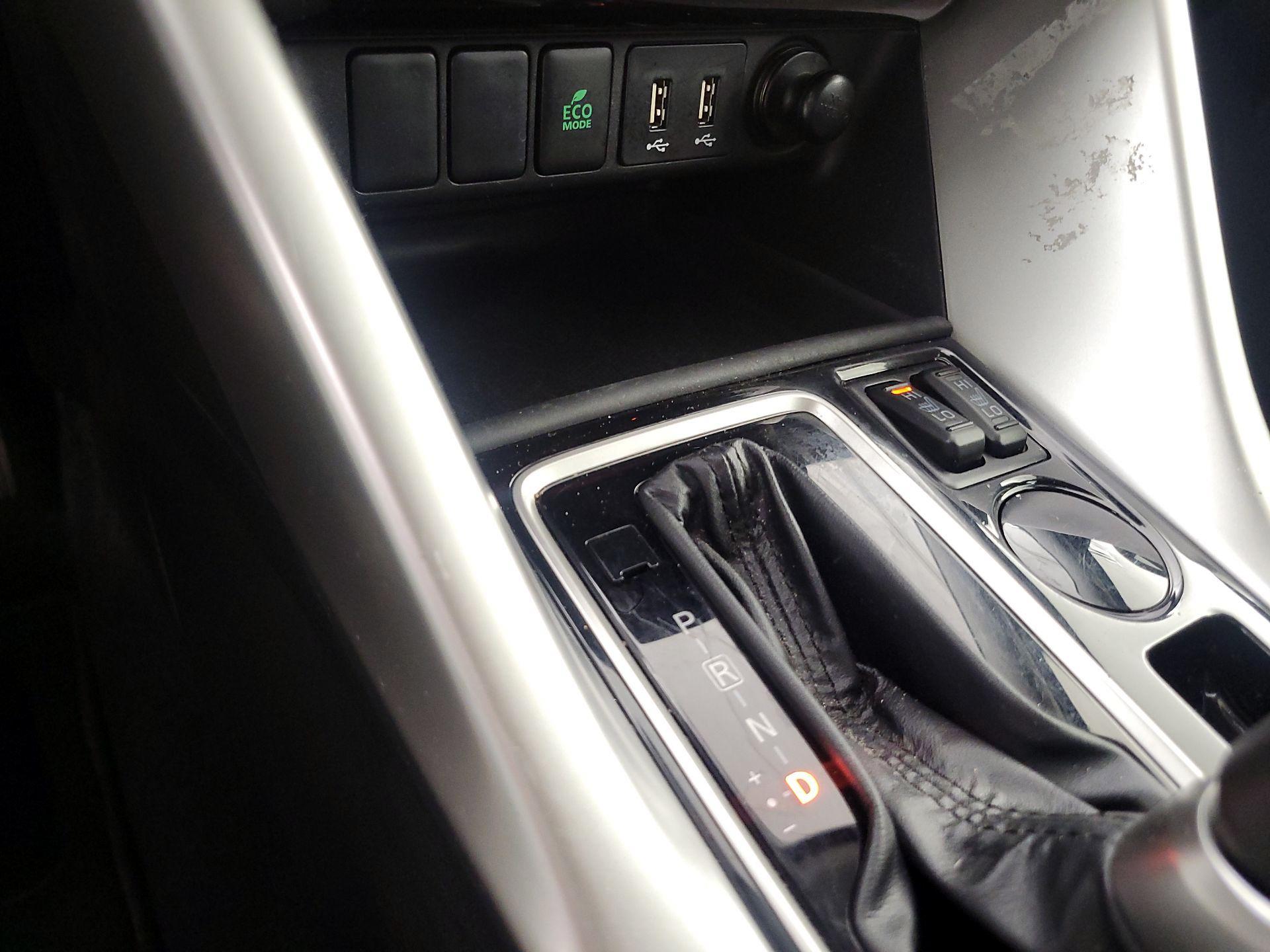 Thumbnail: 2022 Mitsubishi Eclipse Cross - 19