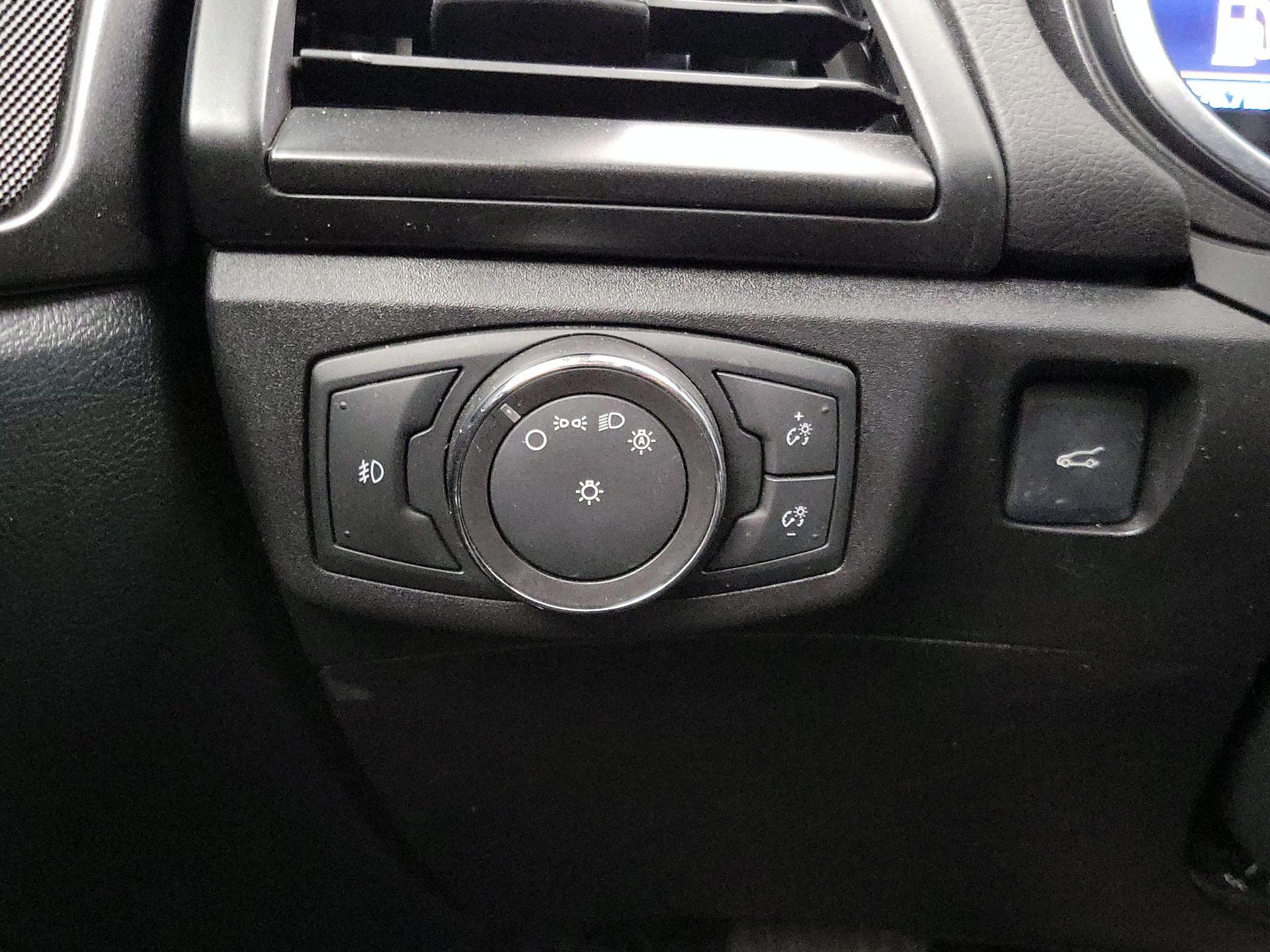 Thumbnail: 2017 Ford Fusion - 13