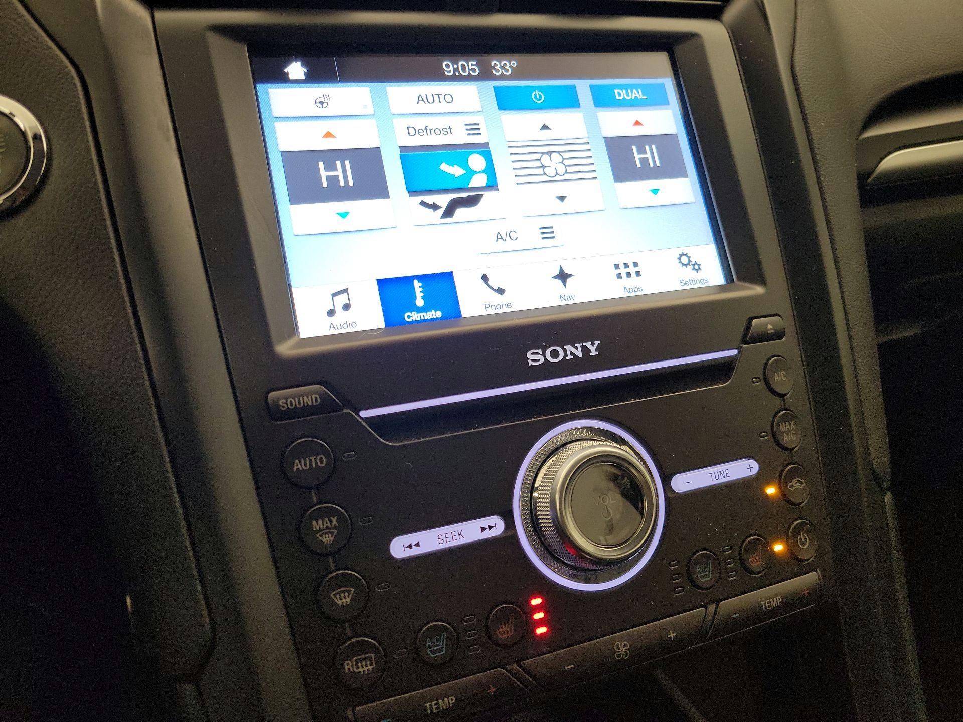 Thumbnail: 2017 Ford Fusion - 17