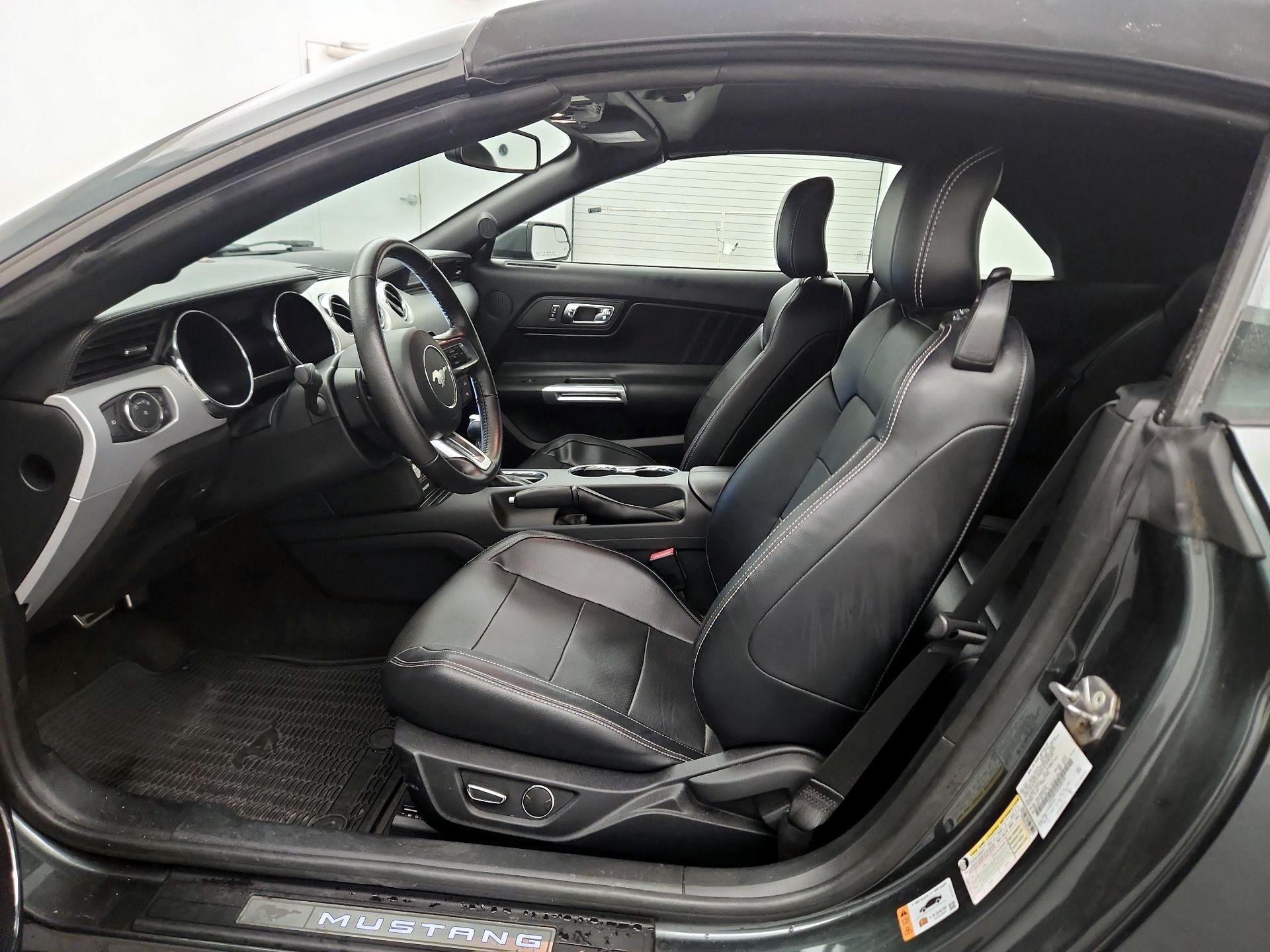 Thumbnail: 2016 Ford Mustang - 11