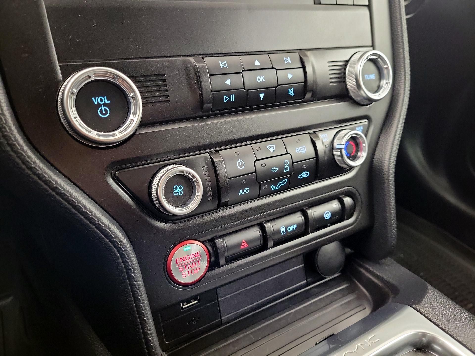 Thumbnail: 2022 Ford Mustang - 14