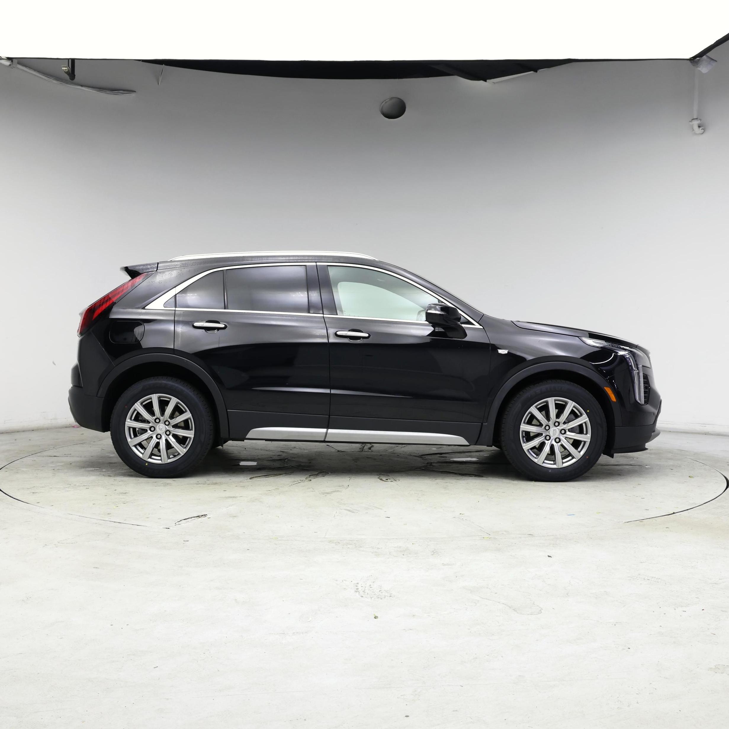 Thumbnail: 2023 Cadillac XT4 - 7