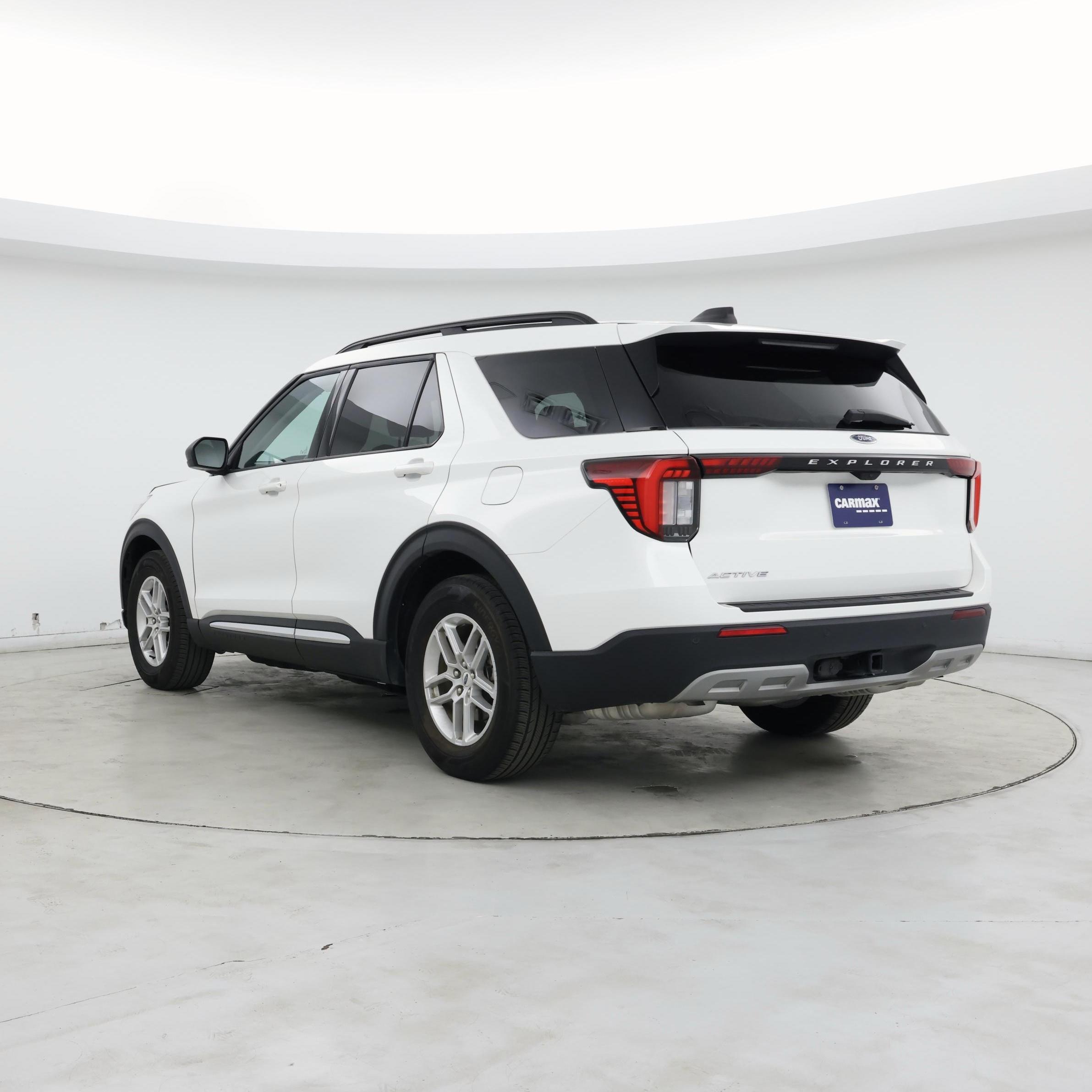 Thumbnail: 2025 Ford Explorer - 2