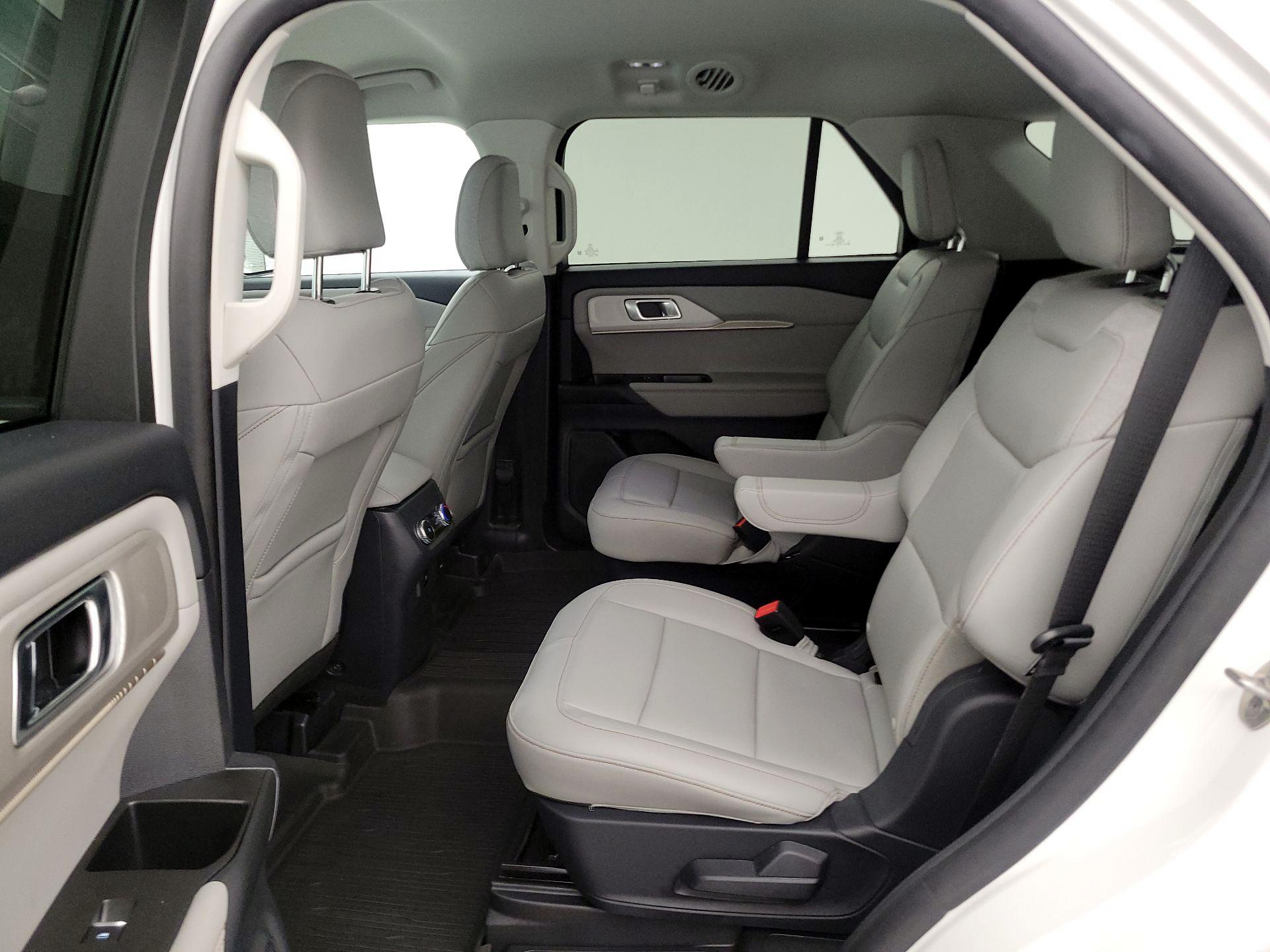 Thumbnail: 2025 Ford Explorer - 20