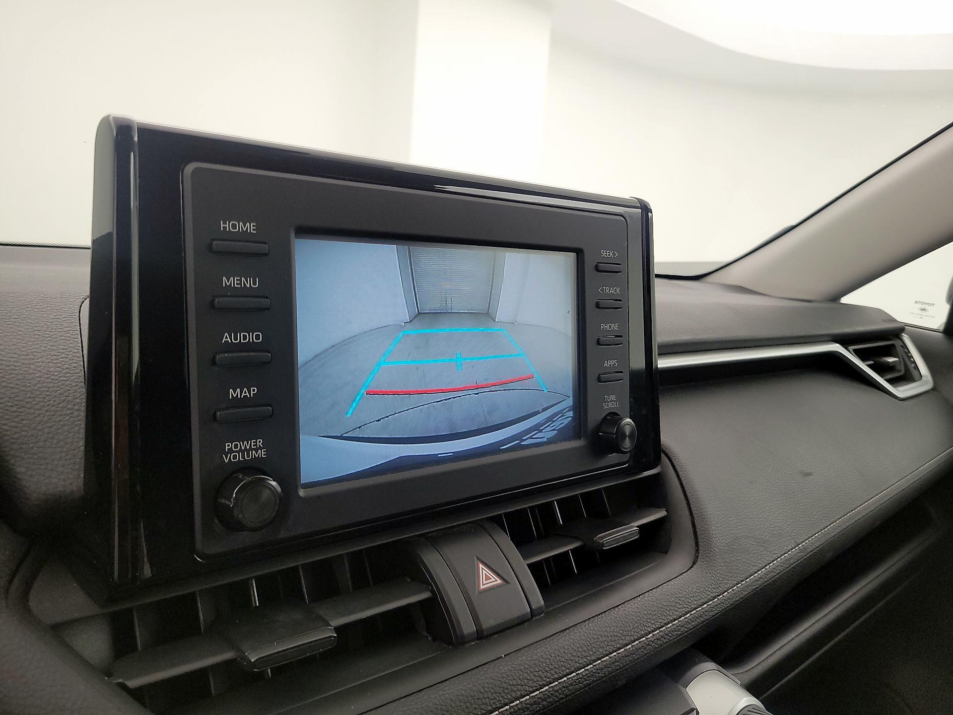 Thumbnail: 2019 Toyota RAV4 - 14