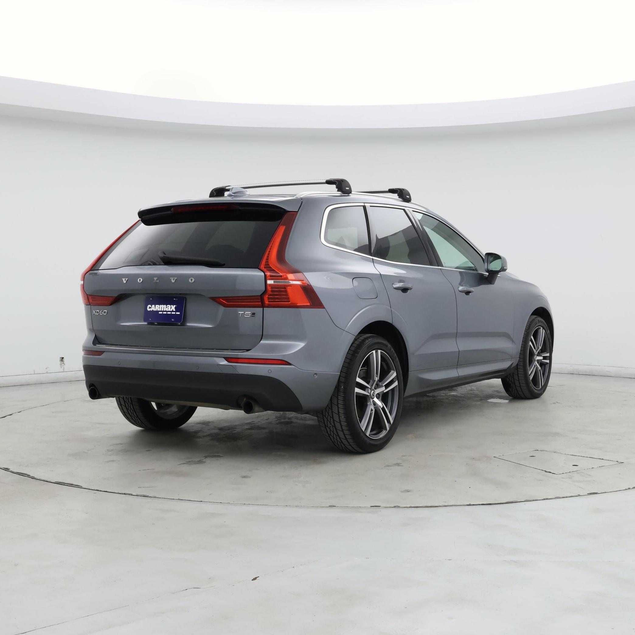 Thumbnail: 2018 Volvo XC60 - 8