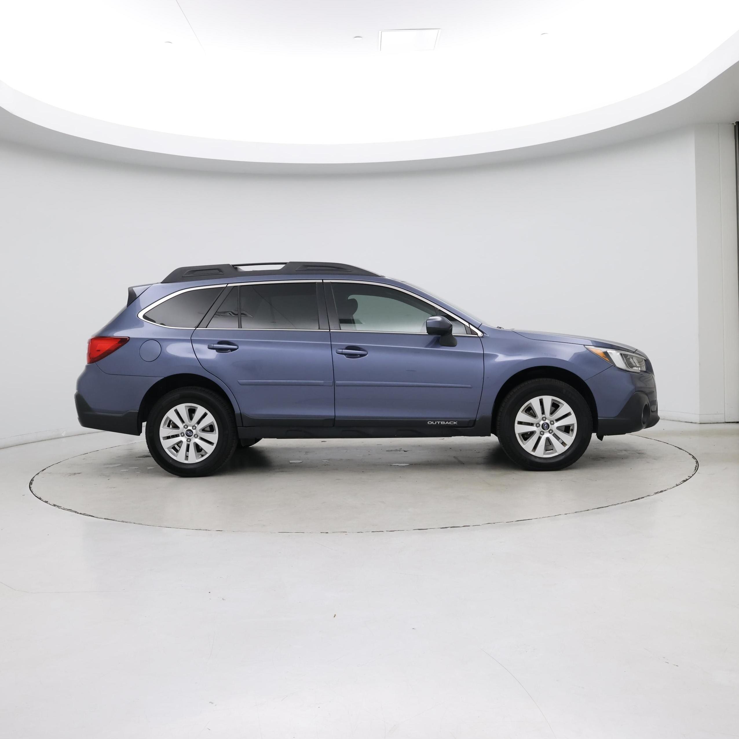 Thumbnail: 2018 Subaru Outback - 7