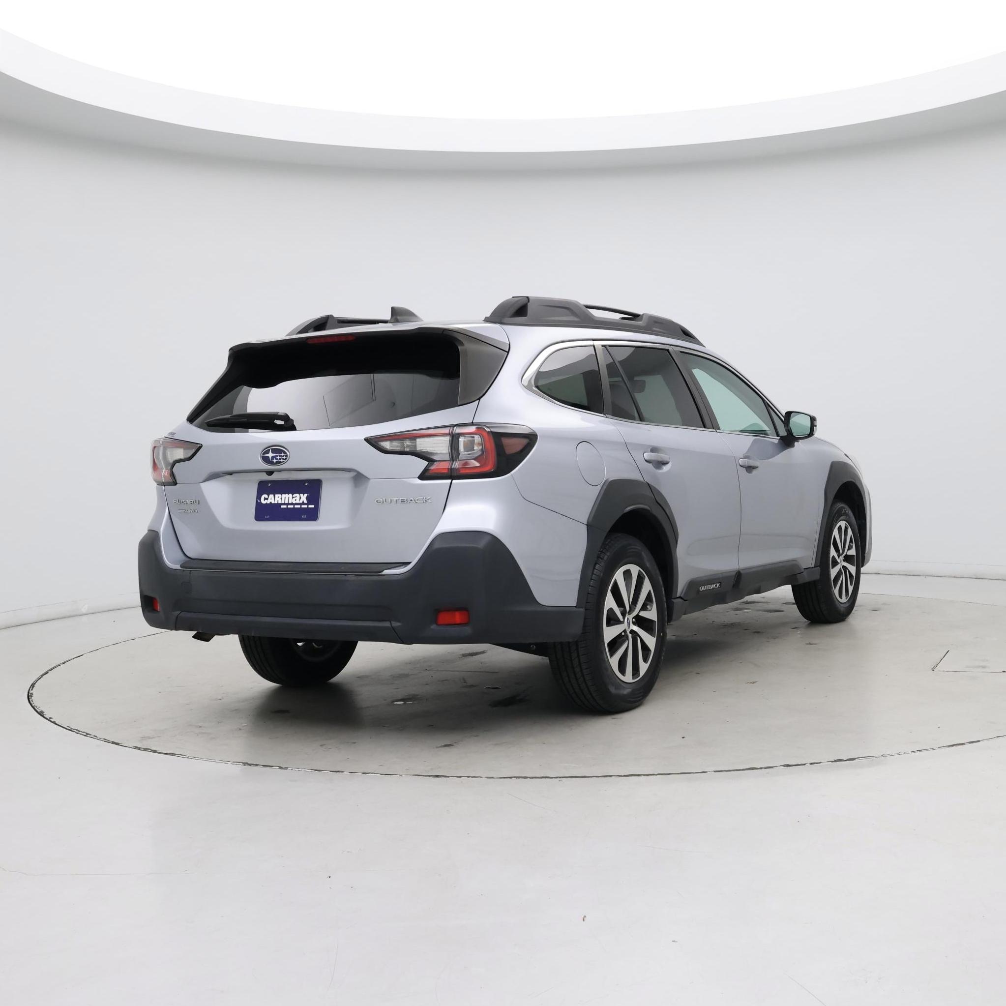 Thumbnail: 2023 Subaru Outback - 8