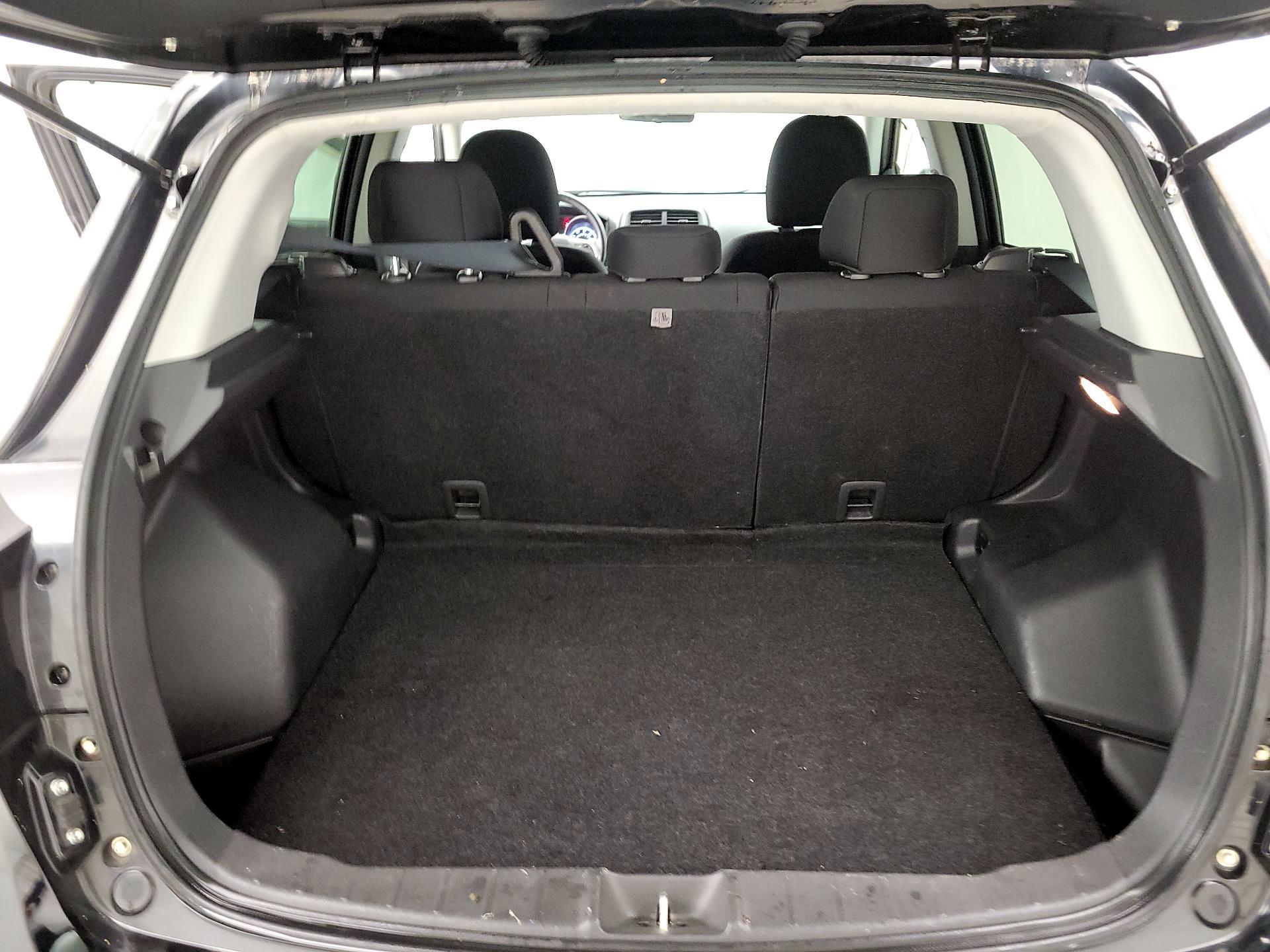 Thumbnail: 2015 Mitsubishi Outlander Sport - 19