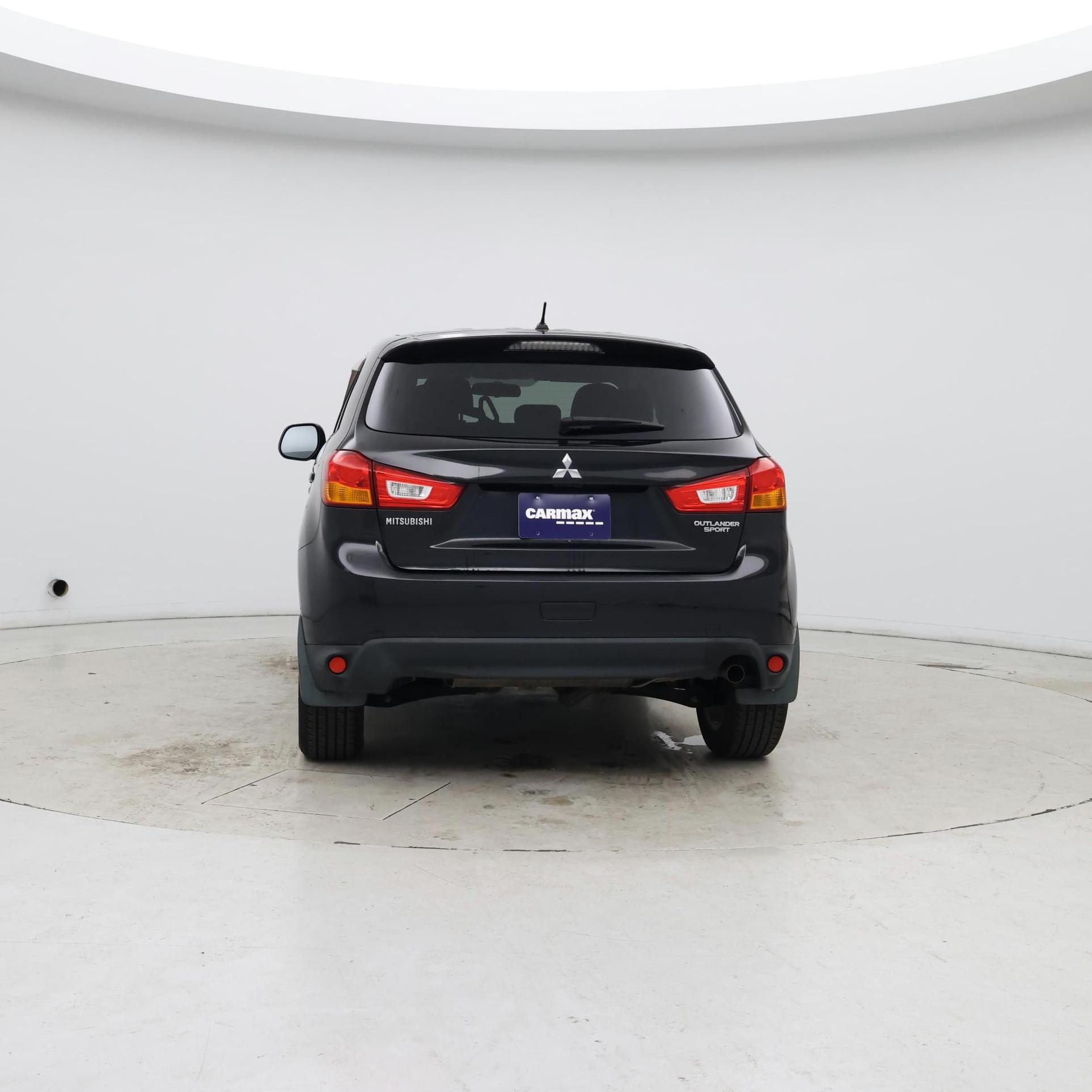 Thumbnail: 2015 Mitsubishi Outlander Sport - 6