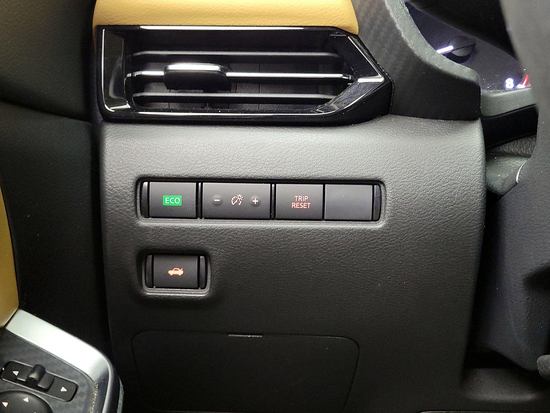 Thumbnail: 2020 Nissan Sentra - 13