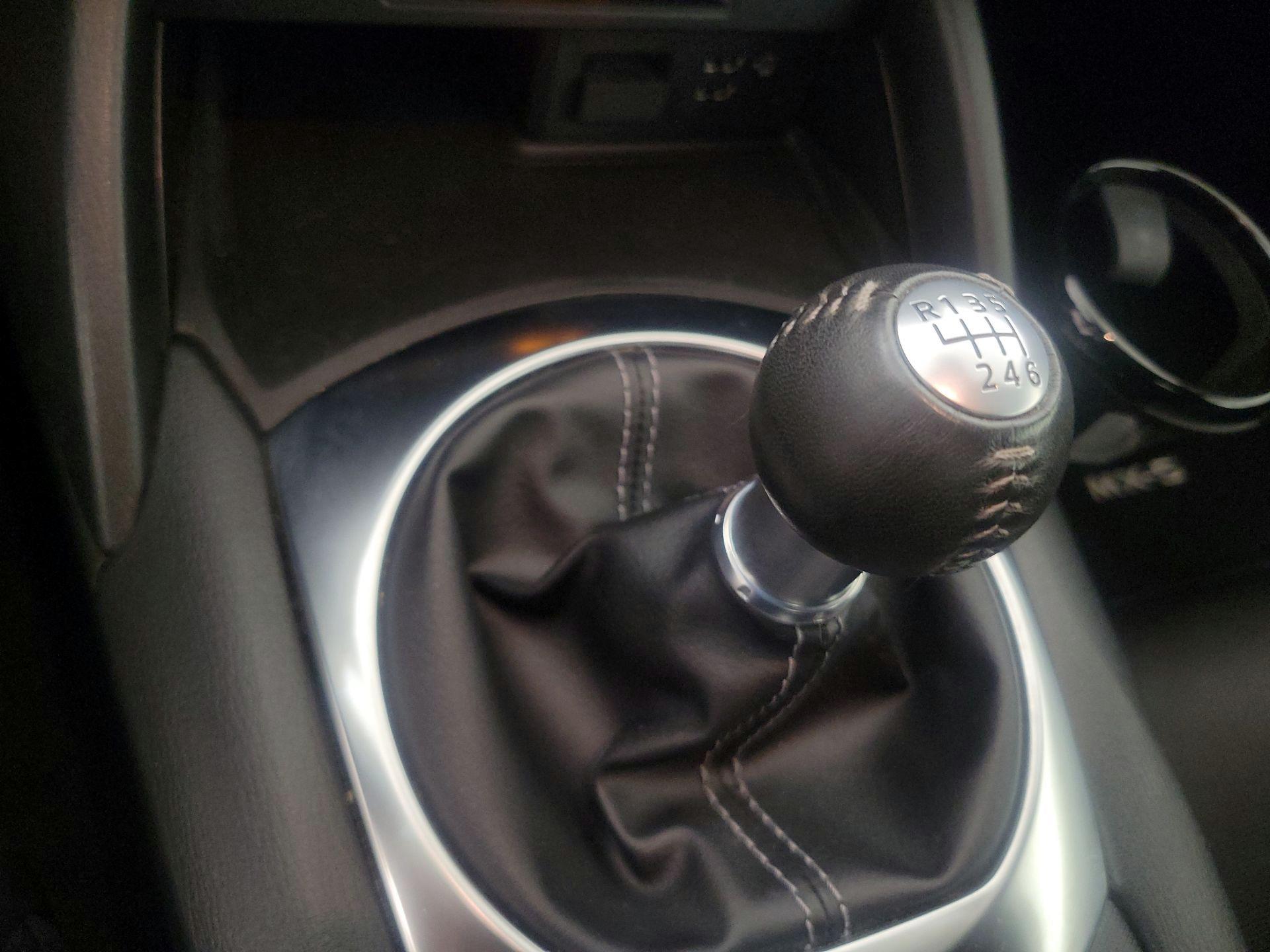 Thumbnail: 2023 Mazda MX-5 Miata - 16