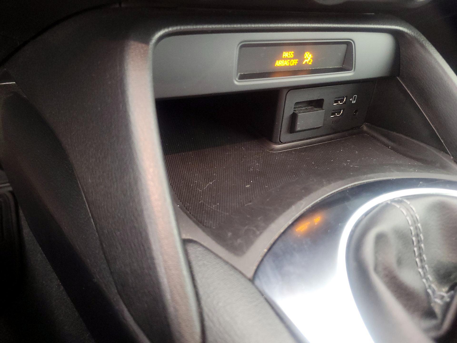 Thumbnail: 2023 Mazda MX-5 Miata - 17