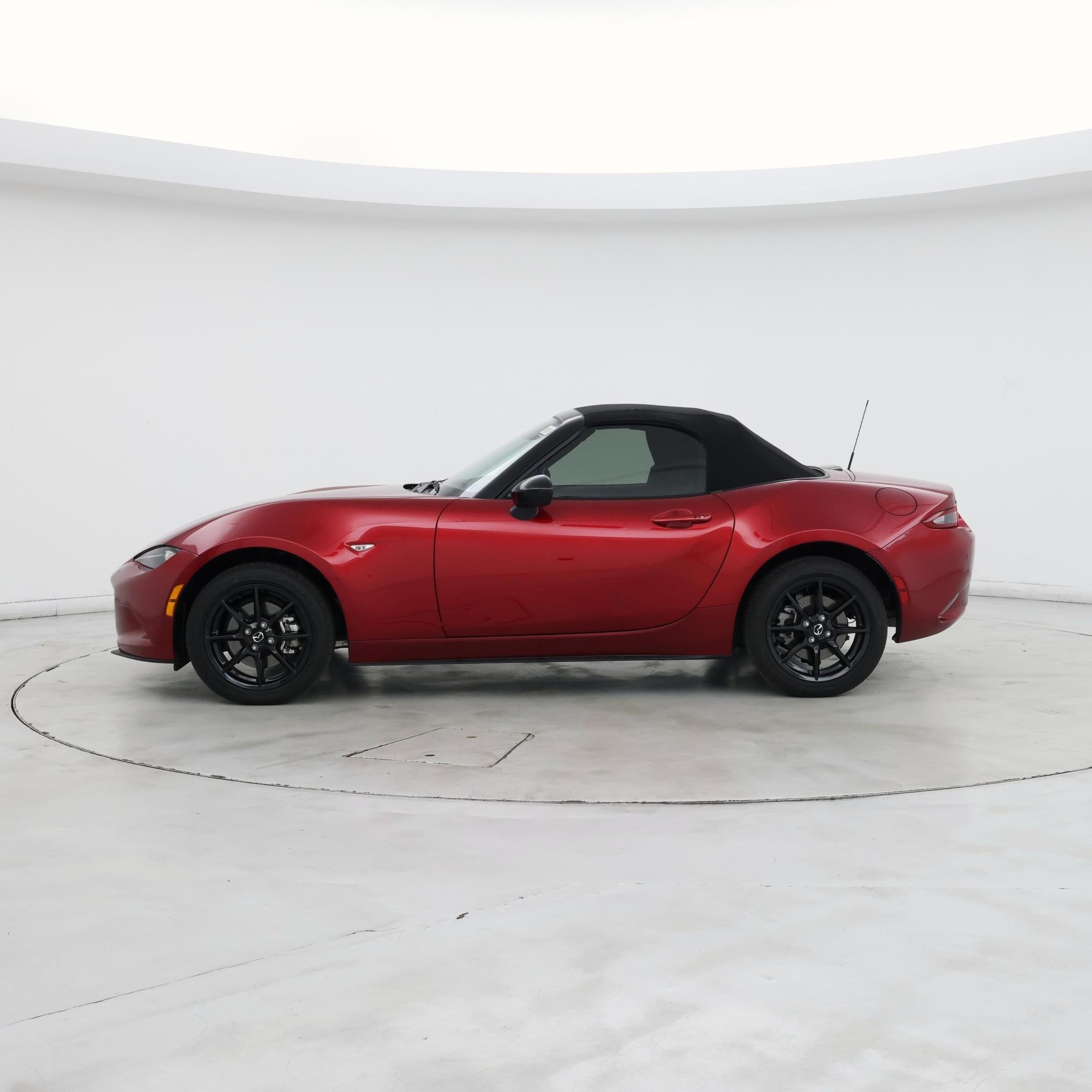 Thumbnail: 2023 Mazda MX-5 Miata - 3
