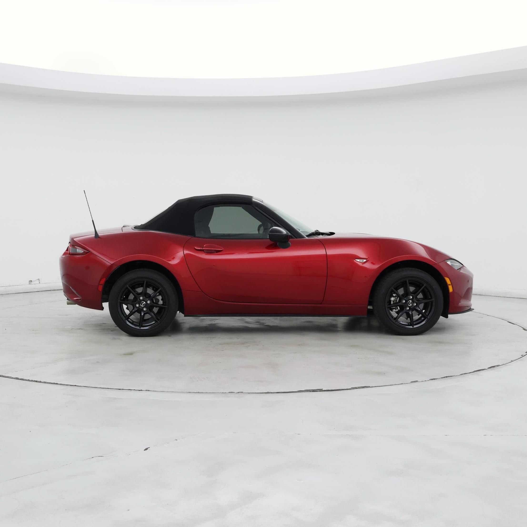 Thumbnail: 2023 Mazda MX-5 Miata - 7