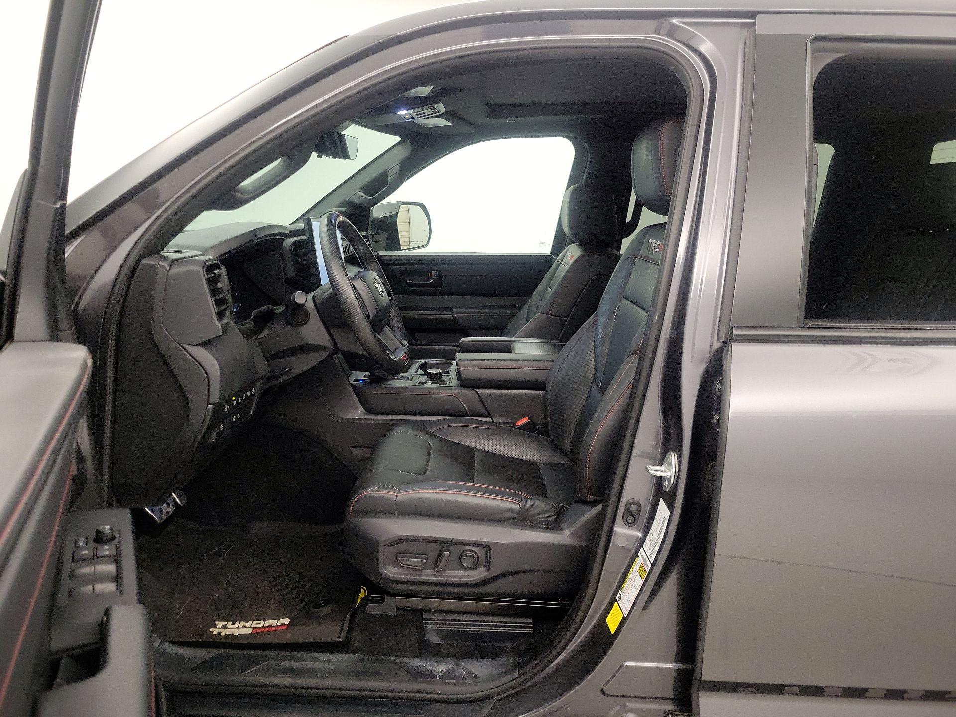 Thumbnail: 2024 Toyota Tundra - 11