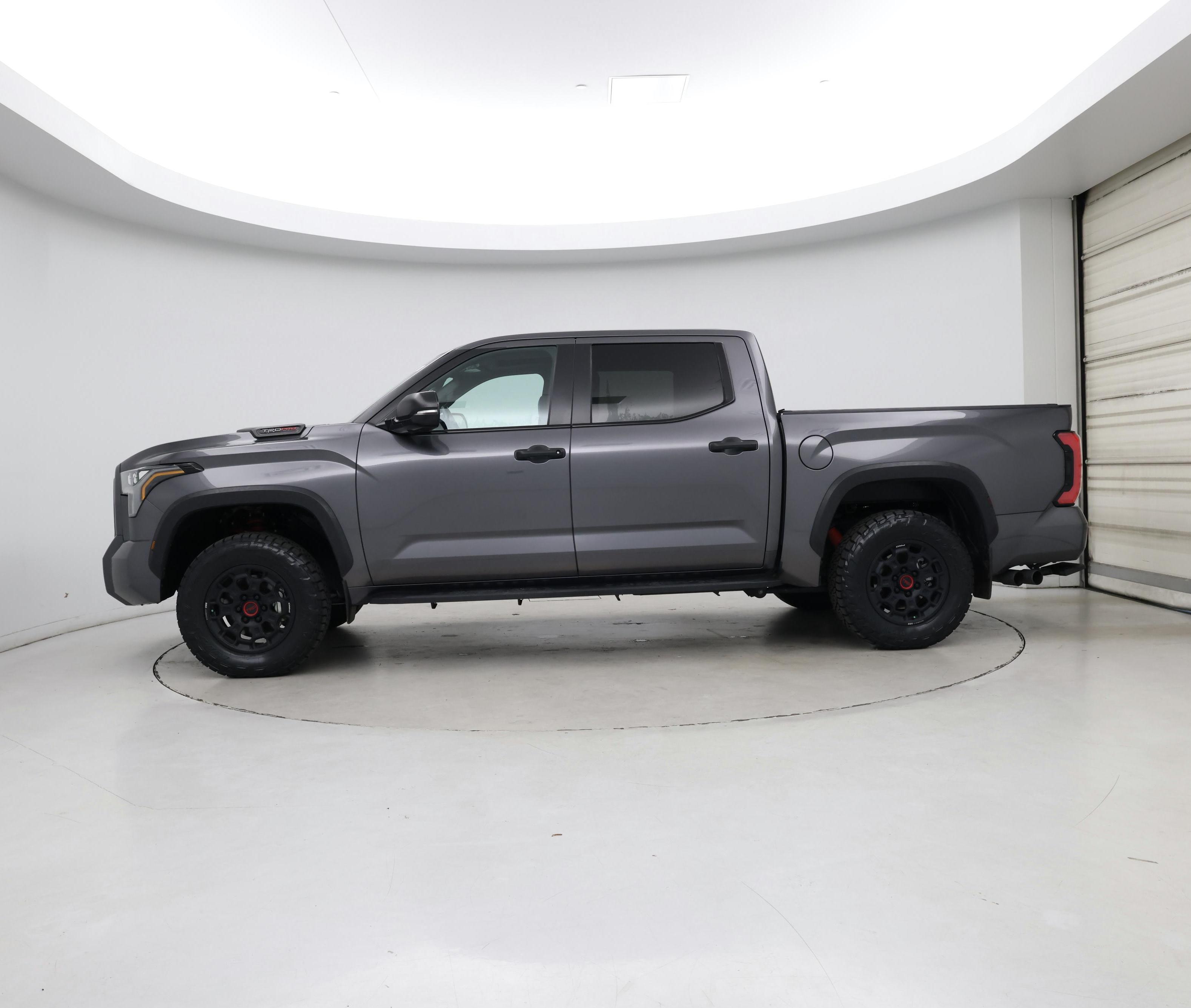 Thumbnail: 2024 Toyota Tundra - 3