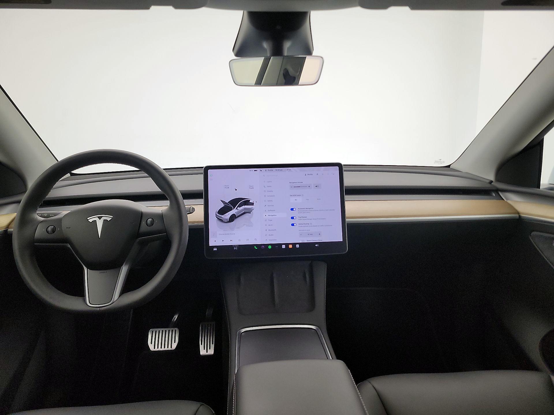 Thumbnail: 2023 Tesla Model Y - 9