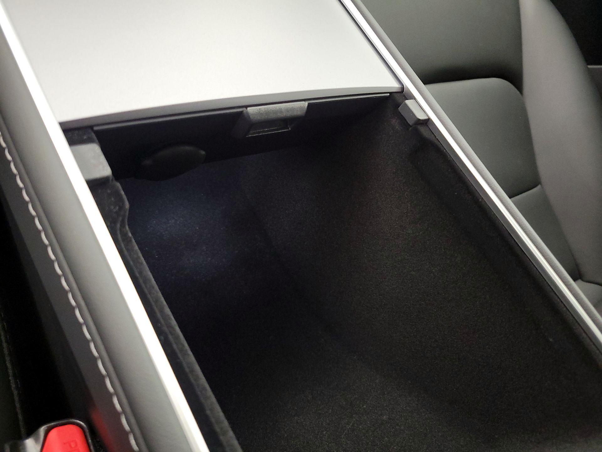 Thumbnail: 2023 Tesla Model Y - 18