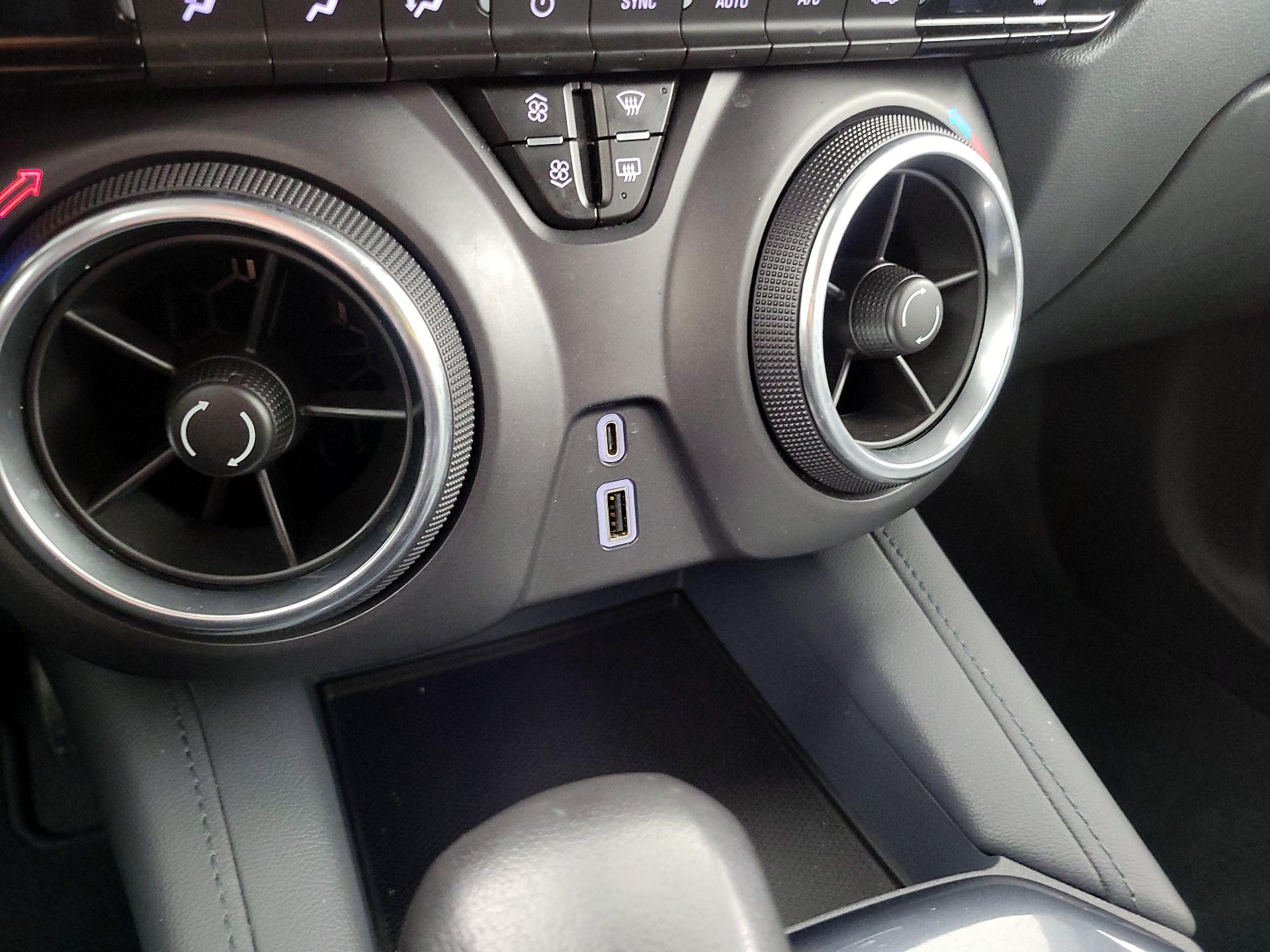 Thumbnail: 2021 Chevrolet Blazer - 19