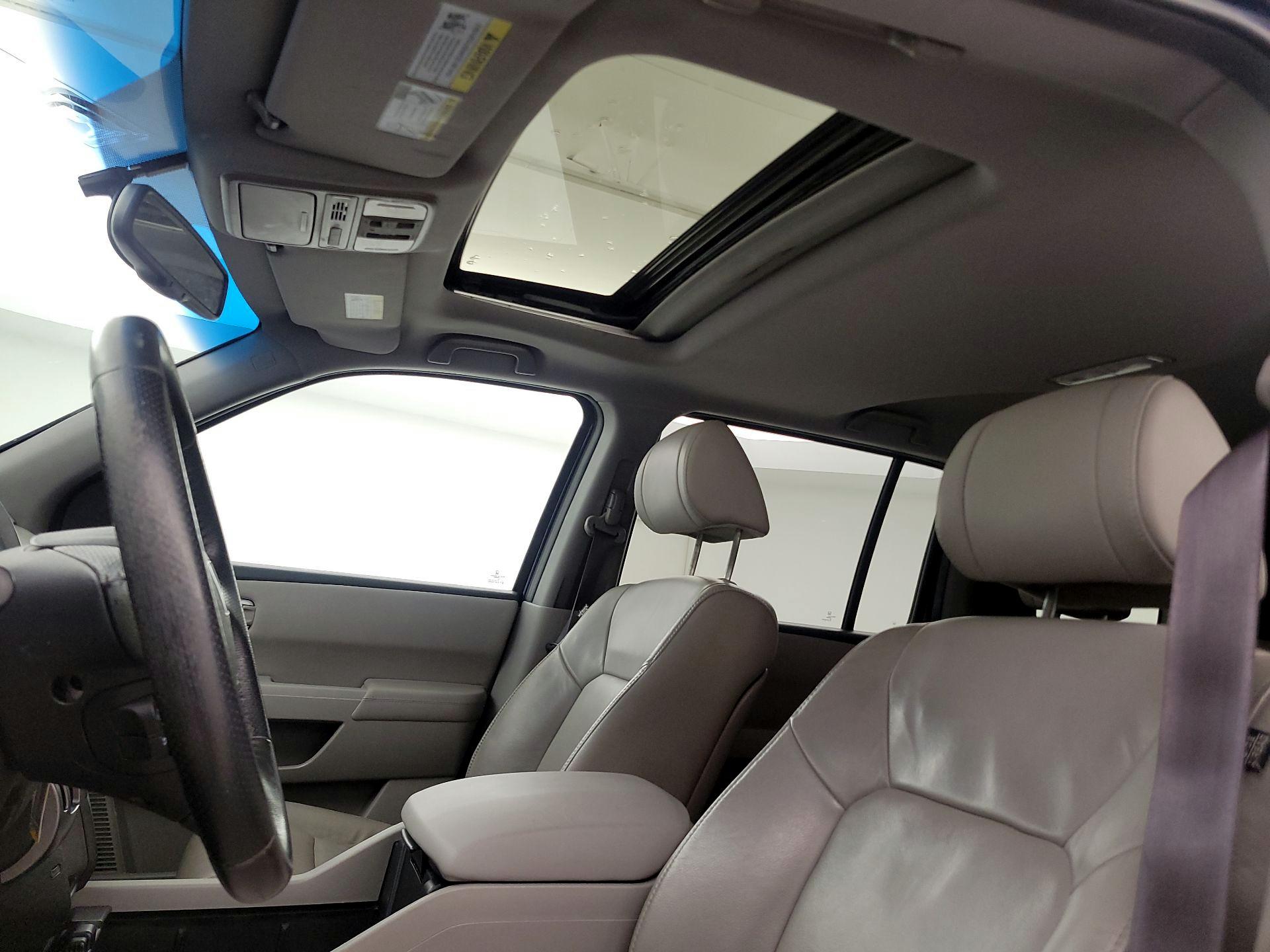 Thumbnail: 2015 Honda Pilot - 19