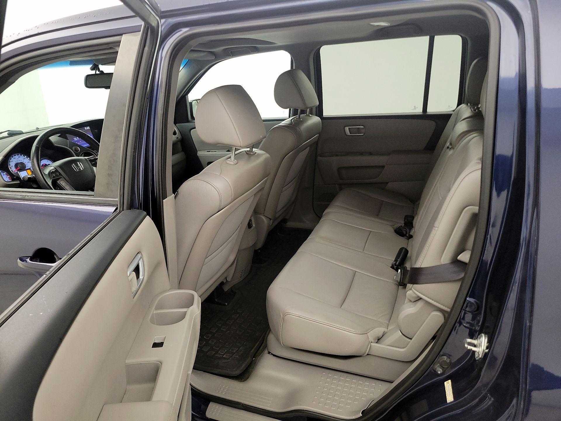 Thumbnail: 2015 Honda Pilot - 20