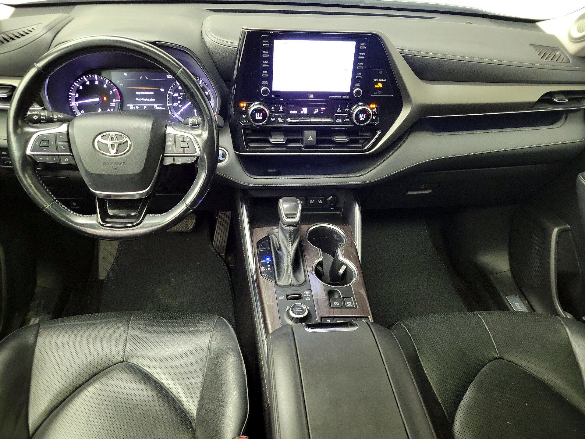 Thumbnail: 2021 Toyota Highlander - 9