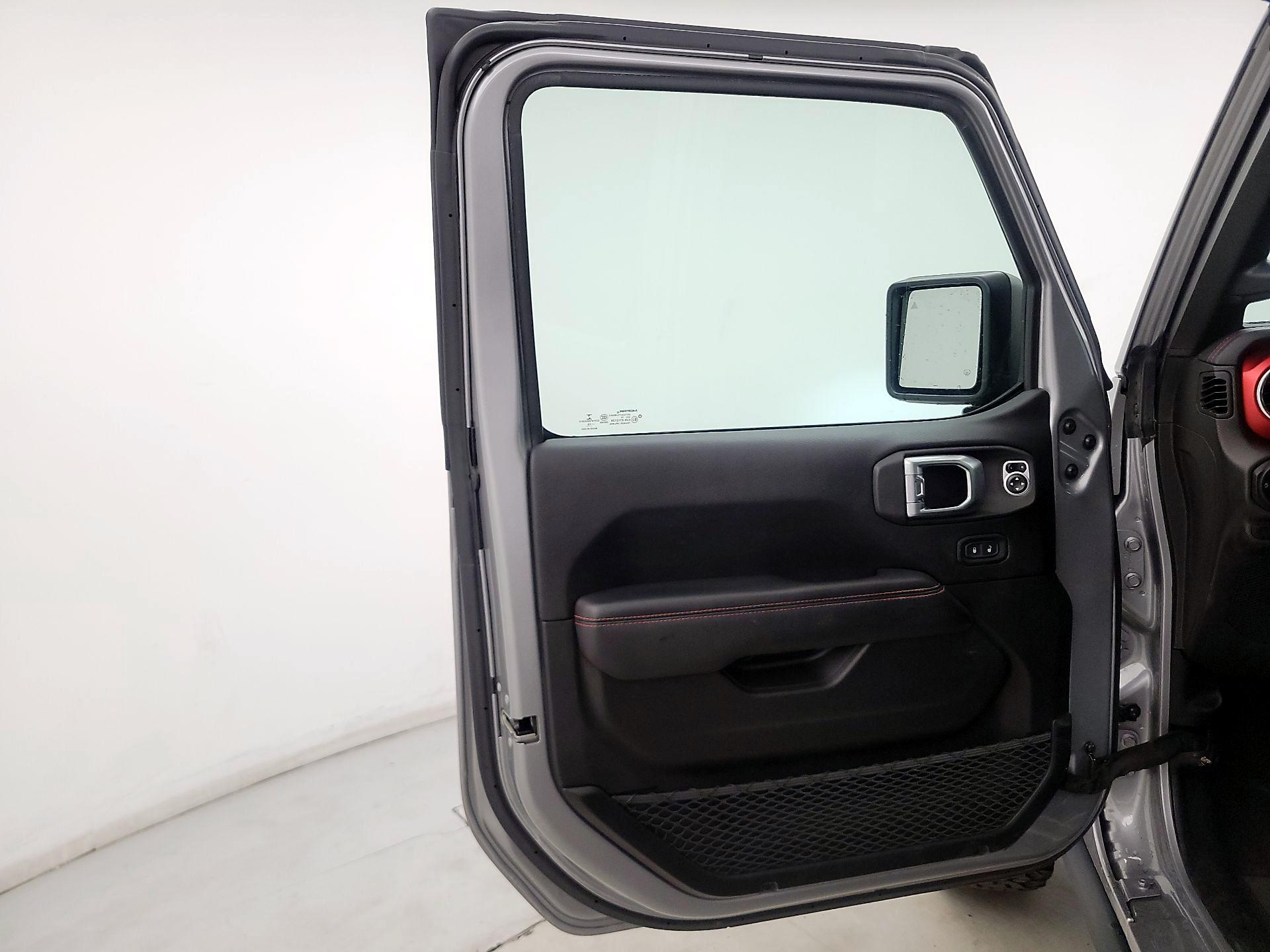 Thumbnail: 2020 Jeep Gladiator - 12