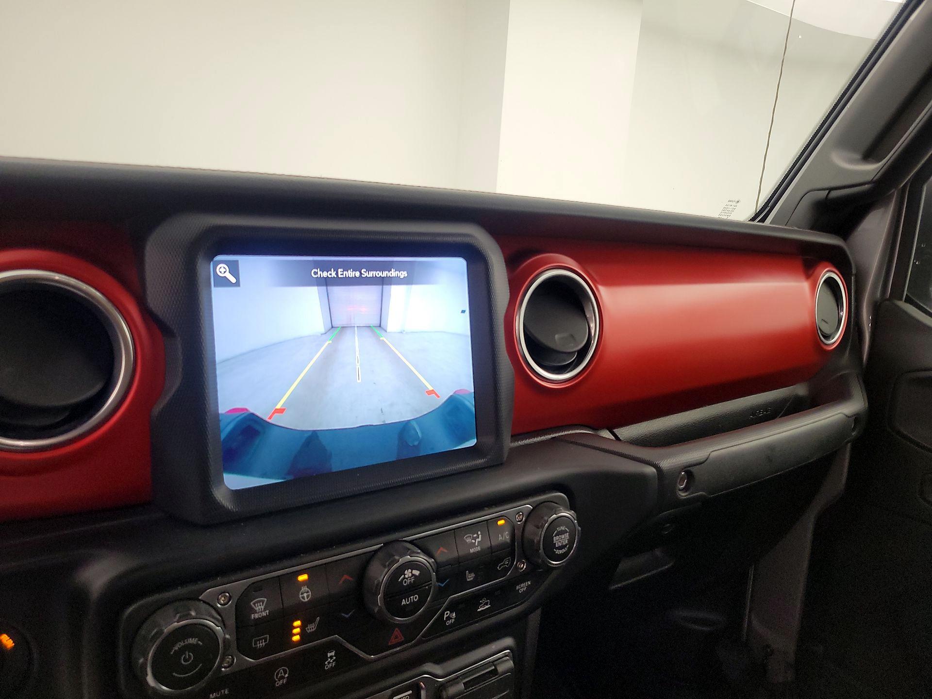 Thumbnail: 2020 Jeep Gladiator - 15