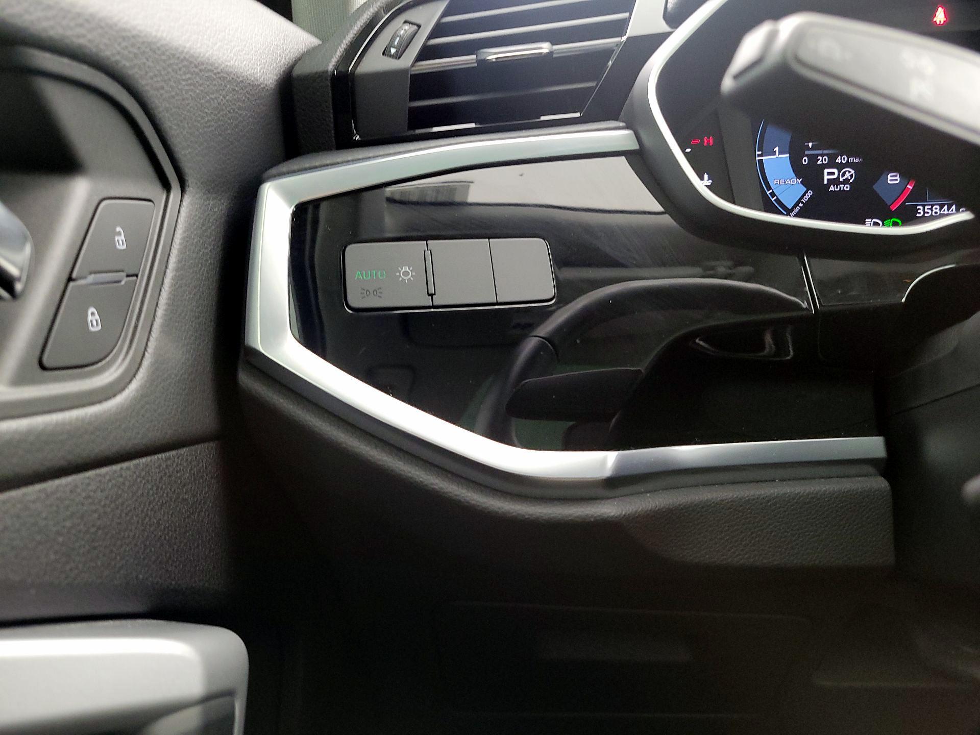 Thumbnail: 2022 Audi Q3 - 13