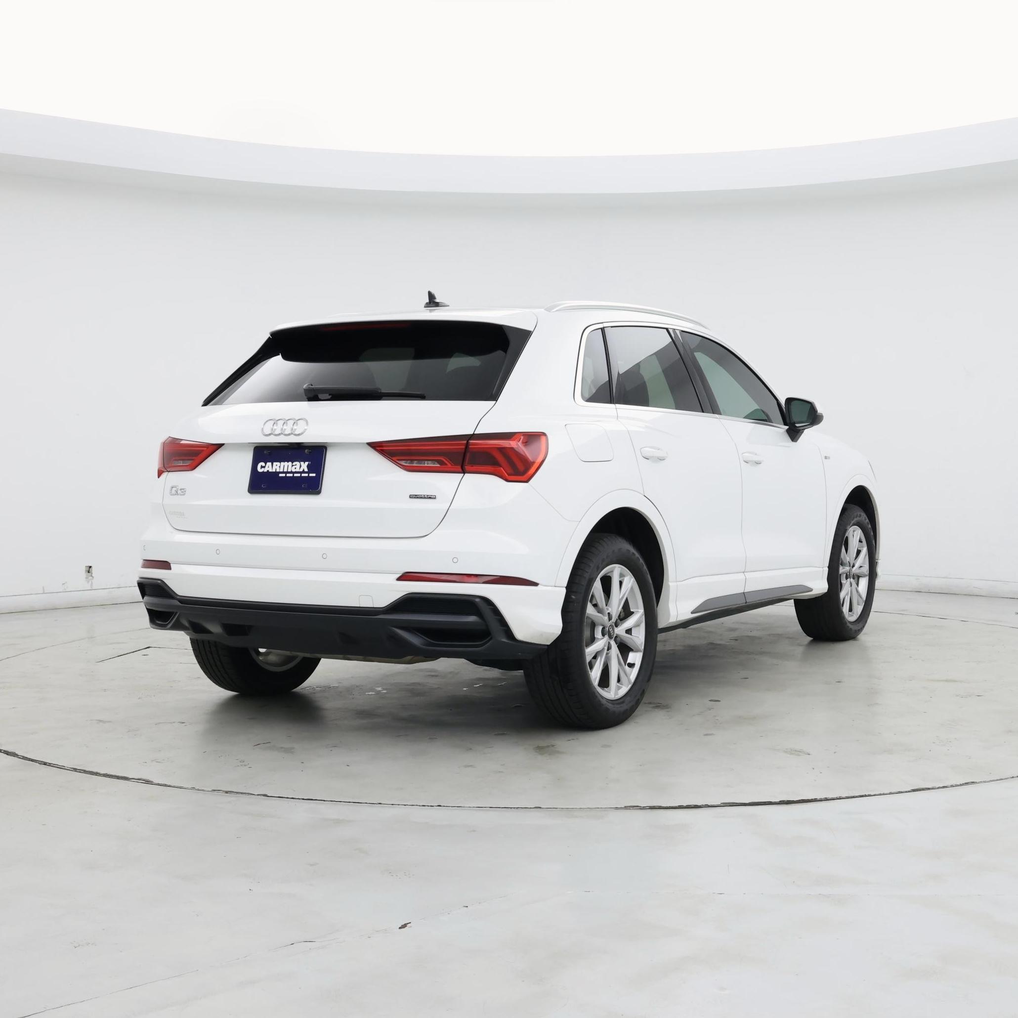 Thumbnail: 2022 Audi Q3 - 8