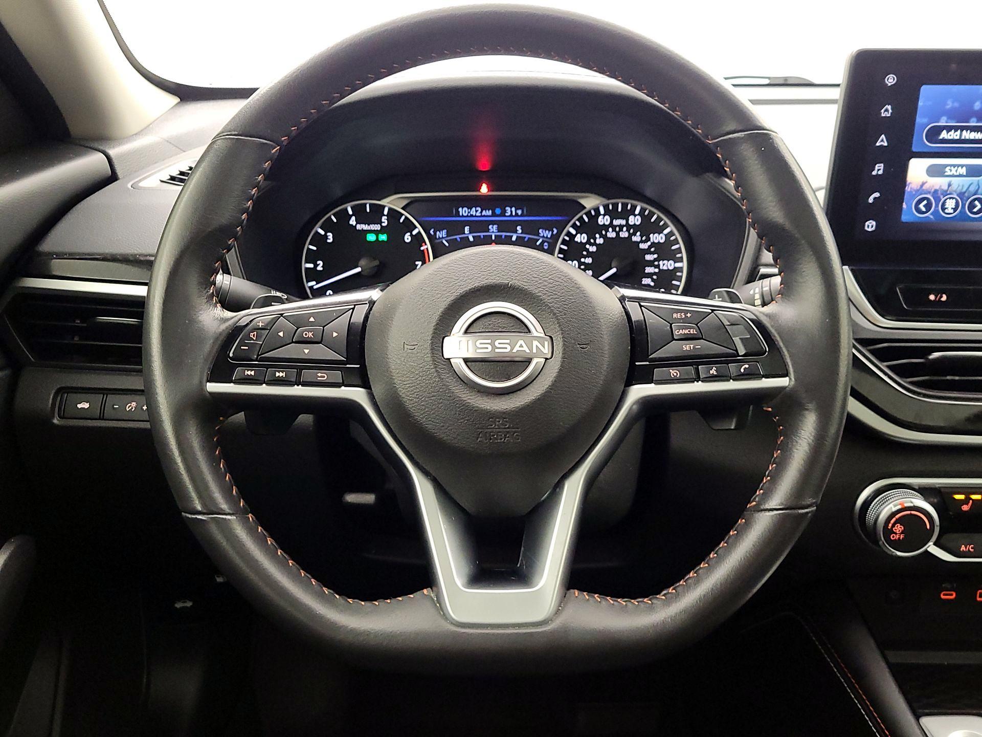 Thumbnail: 2024 Nissan Altima - 10