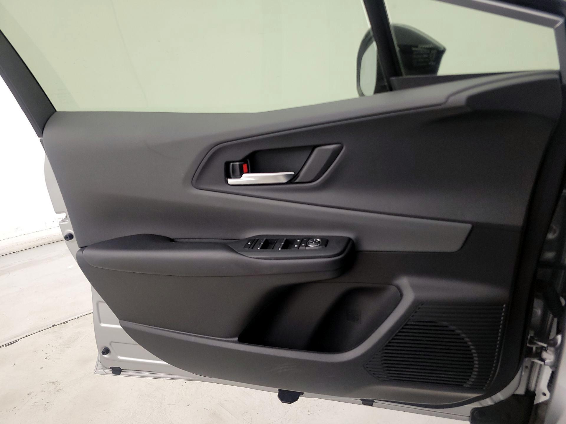 Thumbnail: 2024 Toyota Prius - 12